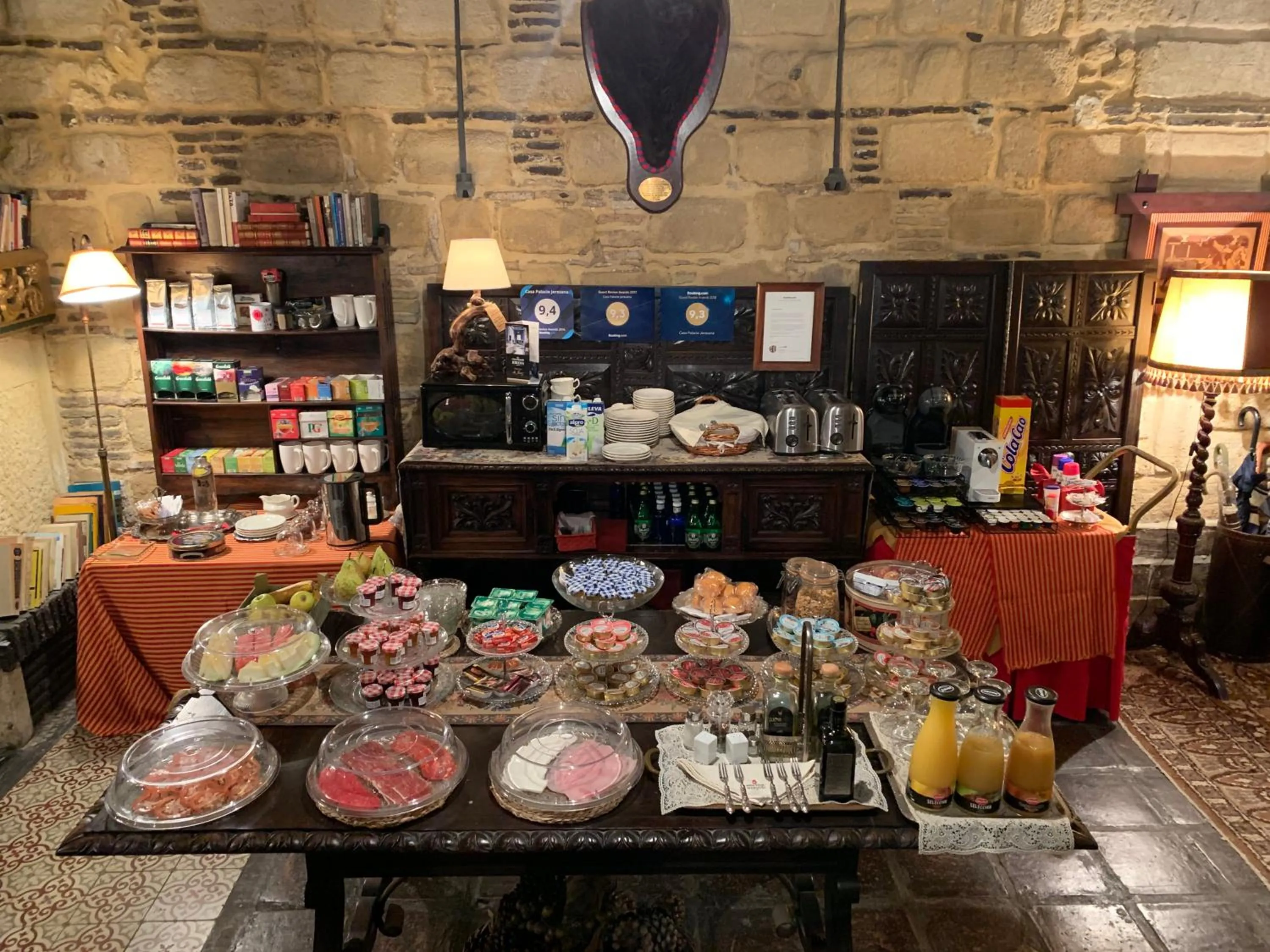 Lounge or bar in Casa Palacio Jerezana