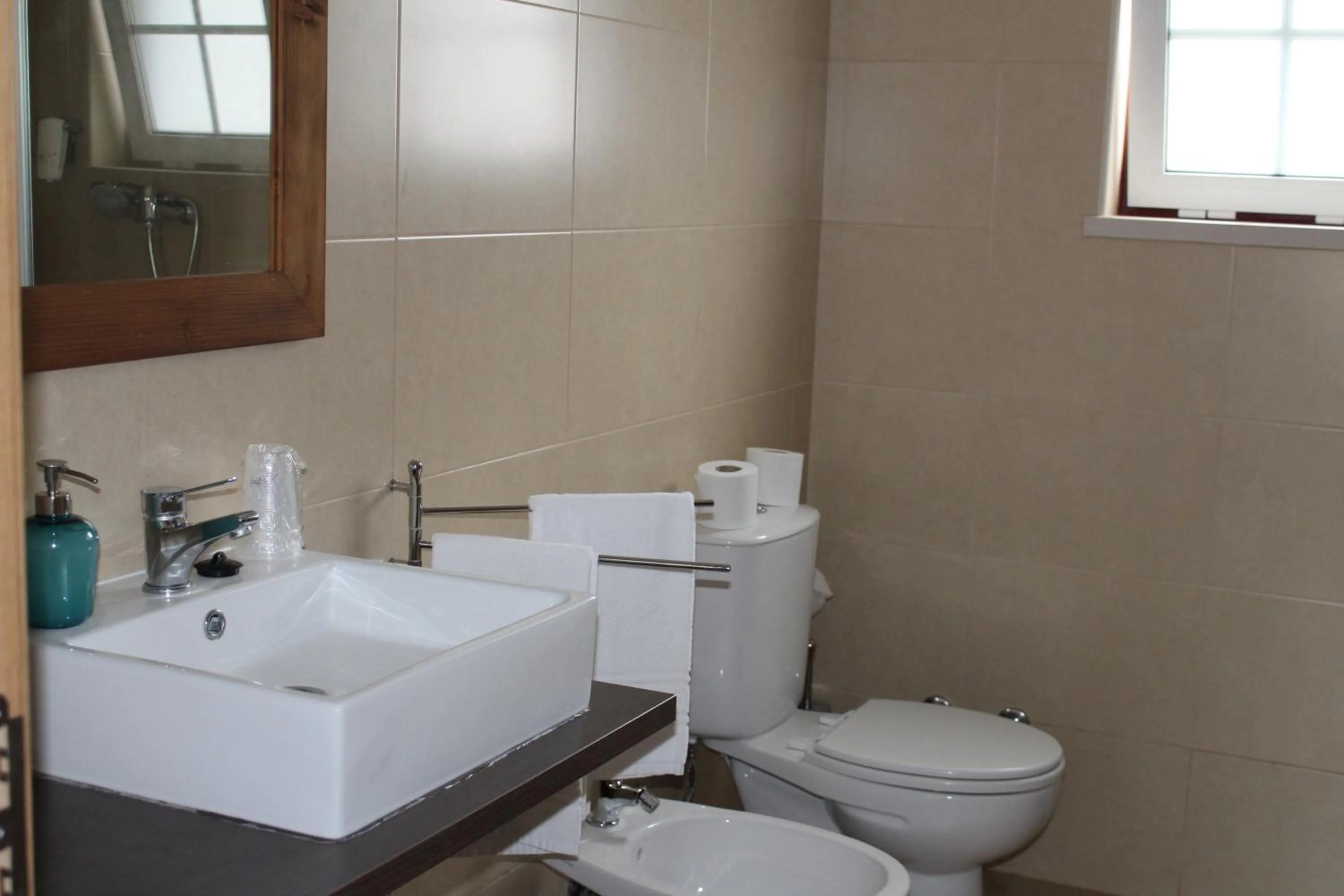 Bathroom in Casas de Miróbriga