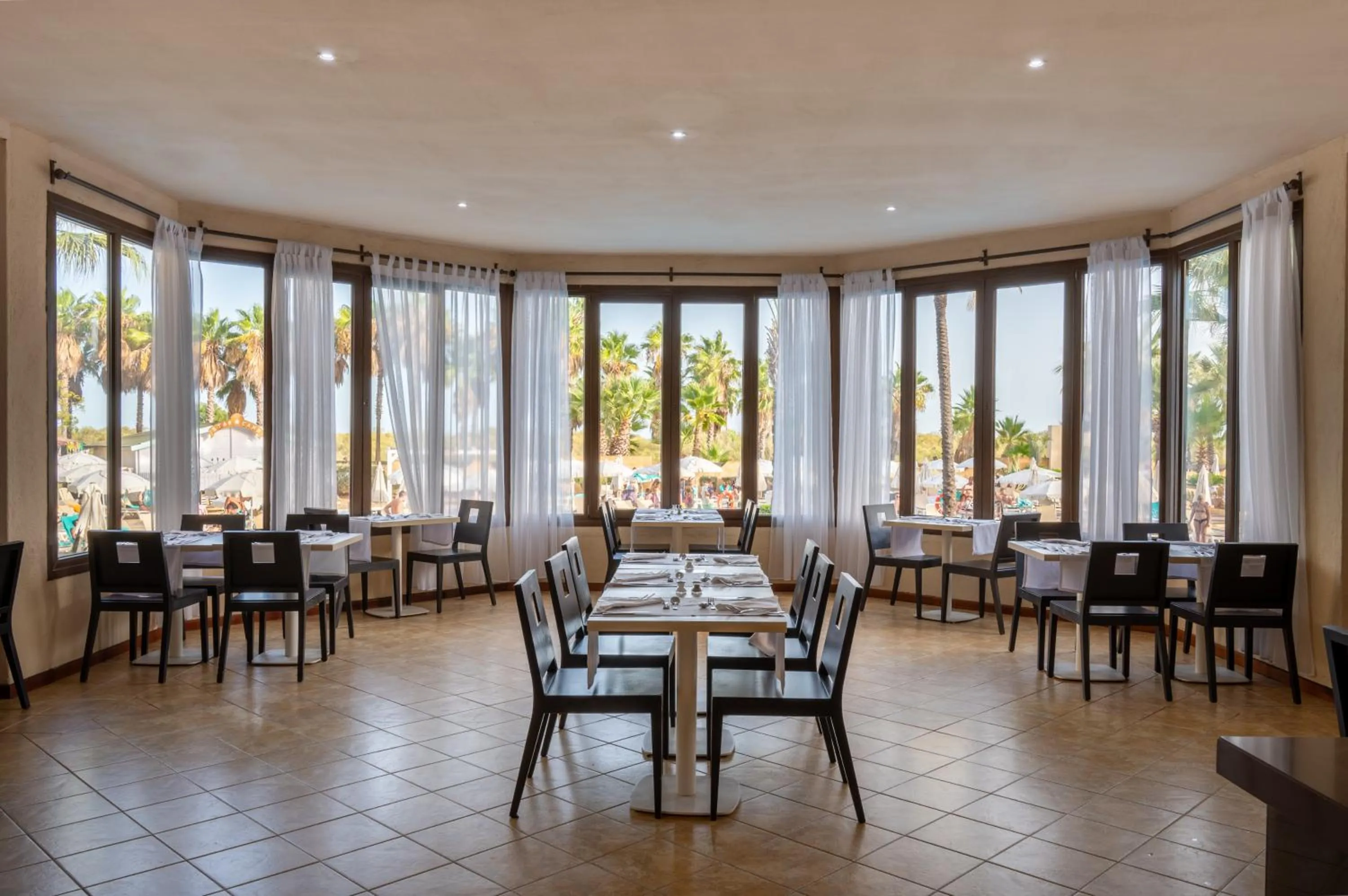 Restaurant/Places to Eat in Iberostar Isla Canela