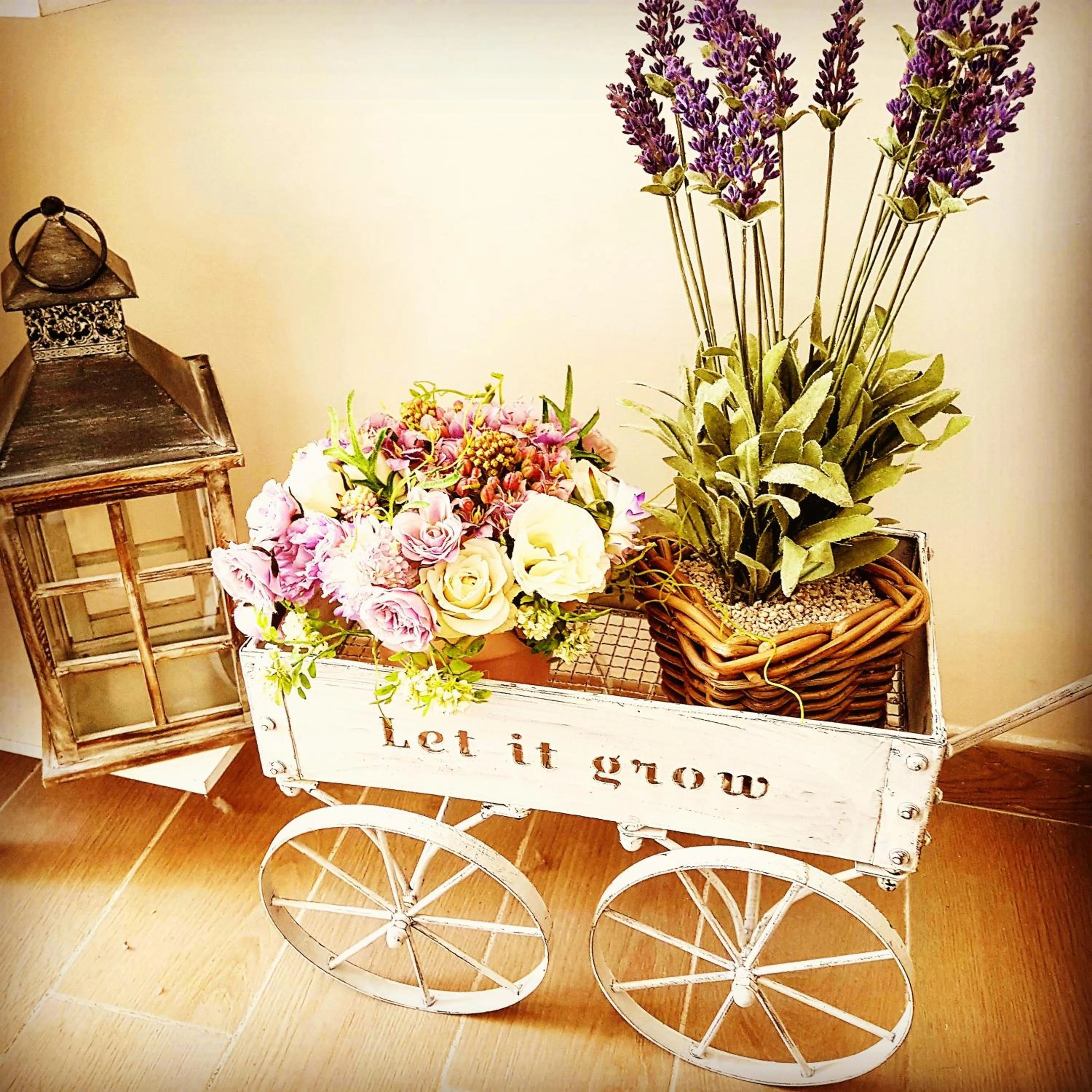 Living room in RomAntic Dreams