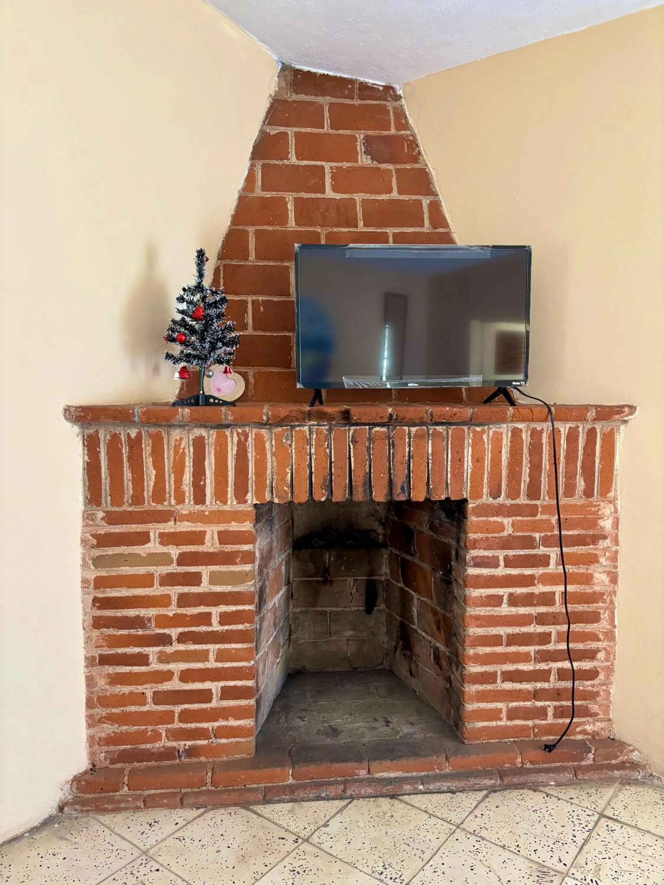 fireplace in Hotel Las Palmas By GEstores