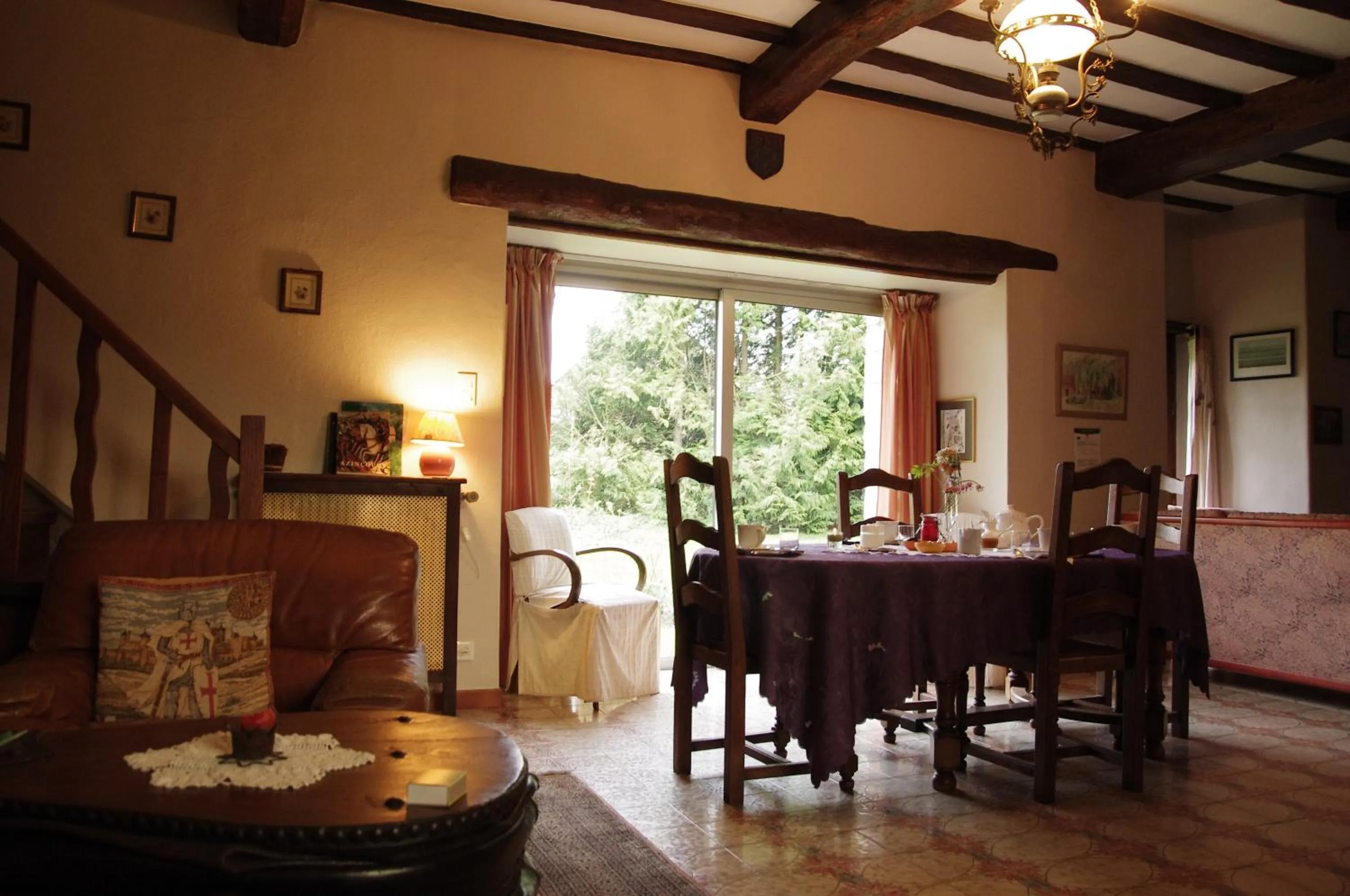 Continental breakfast in La Commanderie