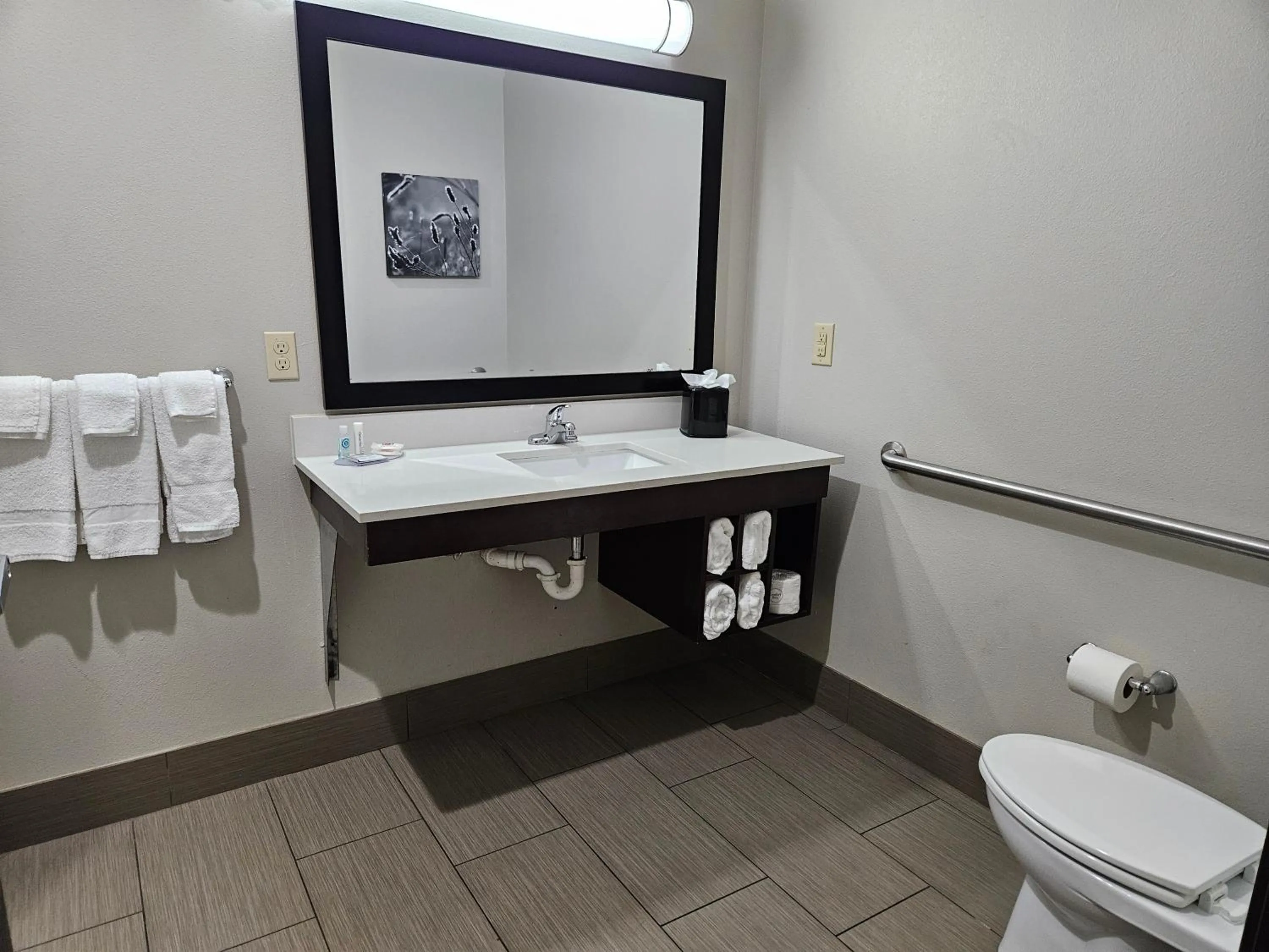 Bathroom in Comfort Inn & Suites
