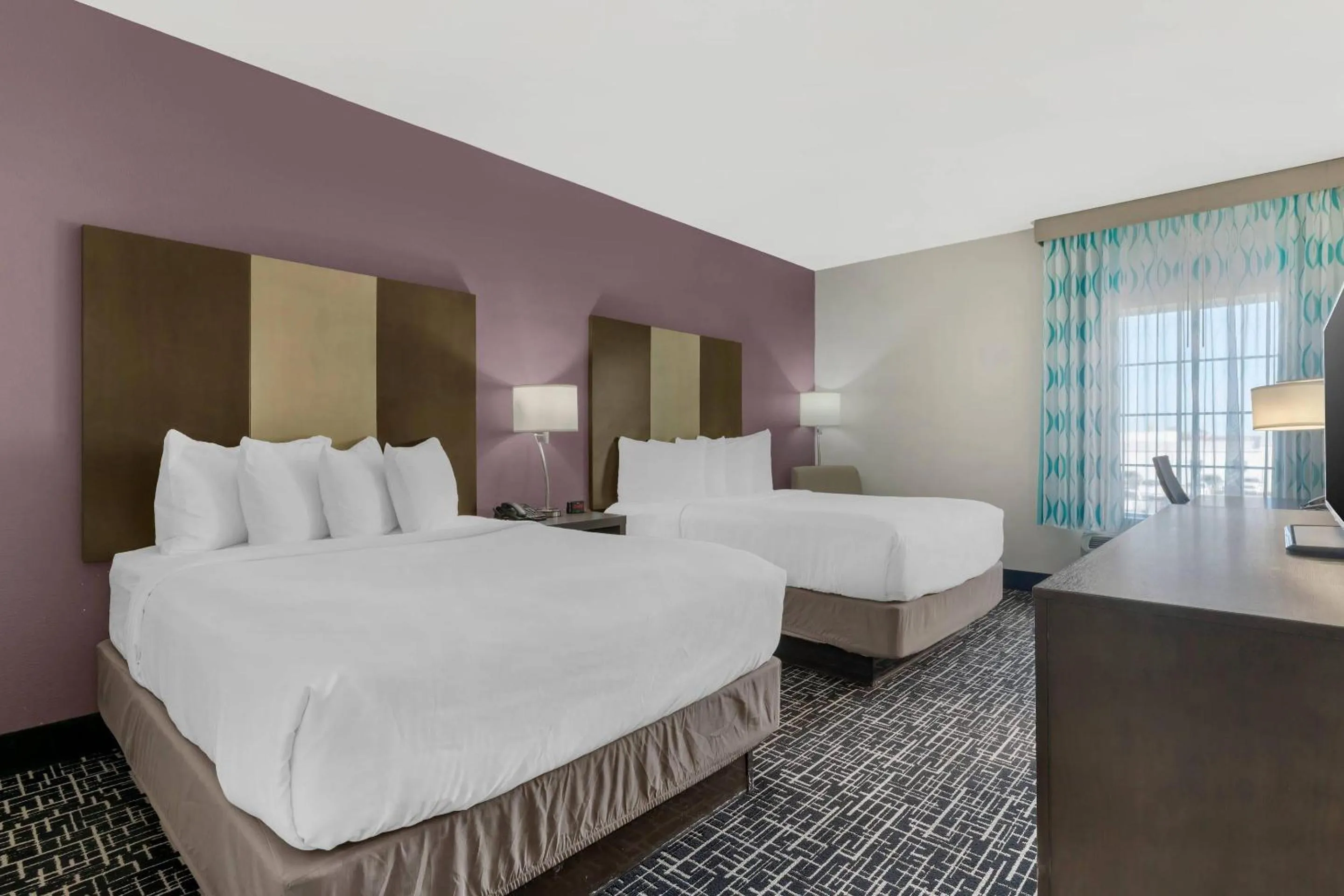 Bedroom, Bed in Comfort Inn & Suites