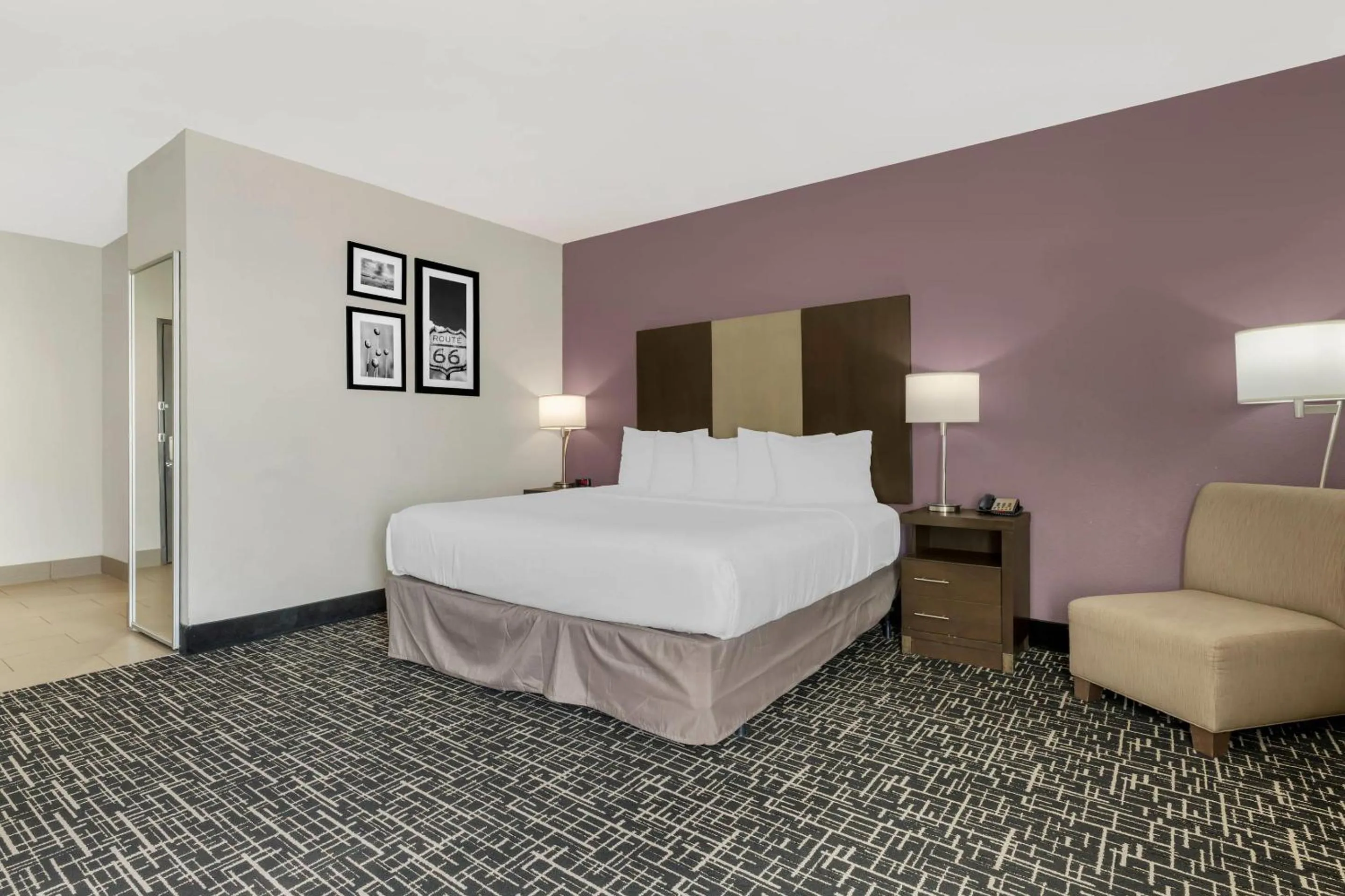 Bedroom, Bed in Comfort Inn & Suites