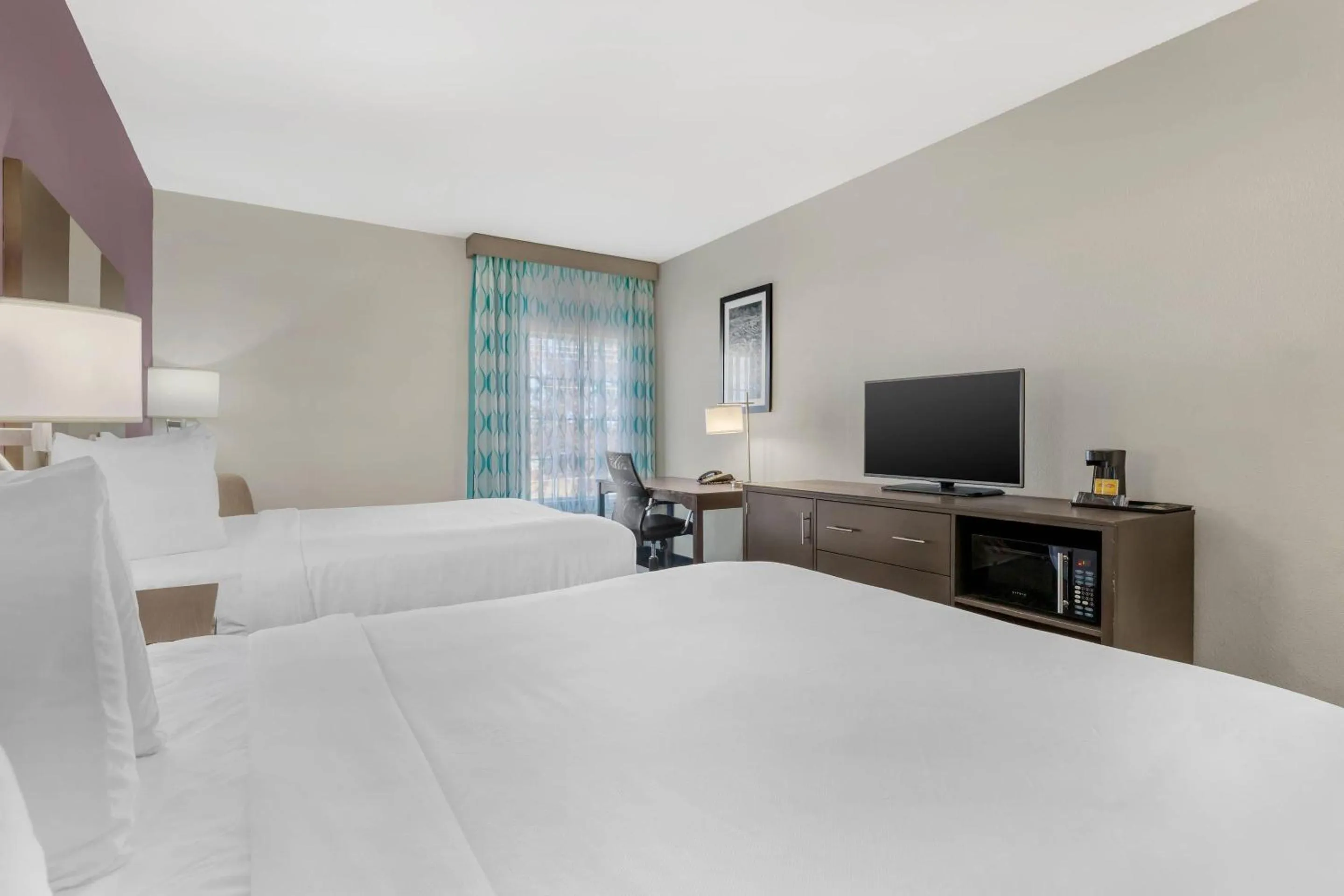 Bedroom, Bed in Comfort Inn & Suites