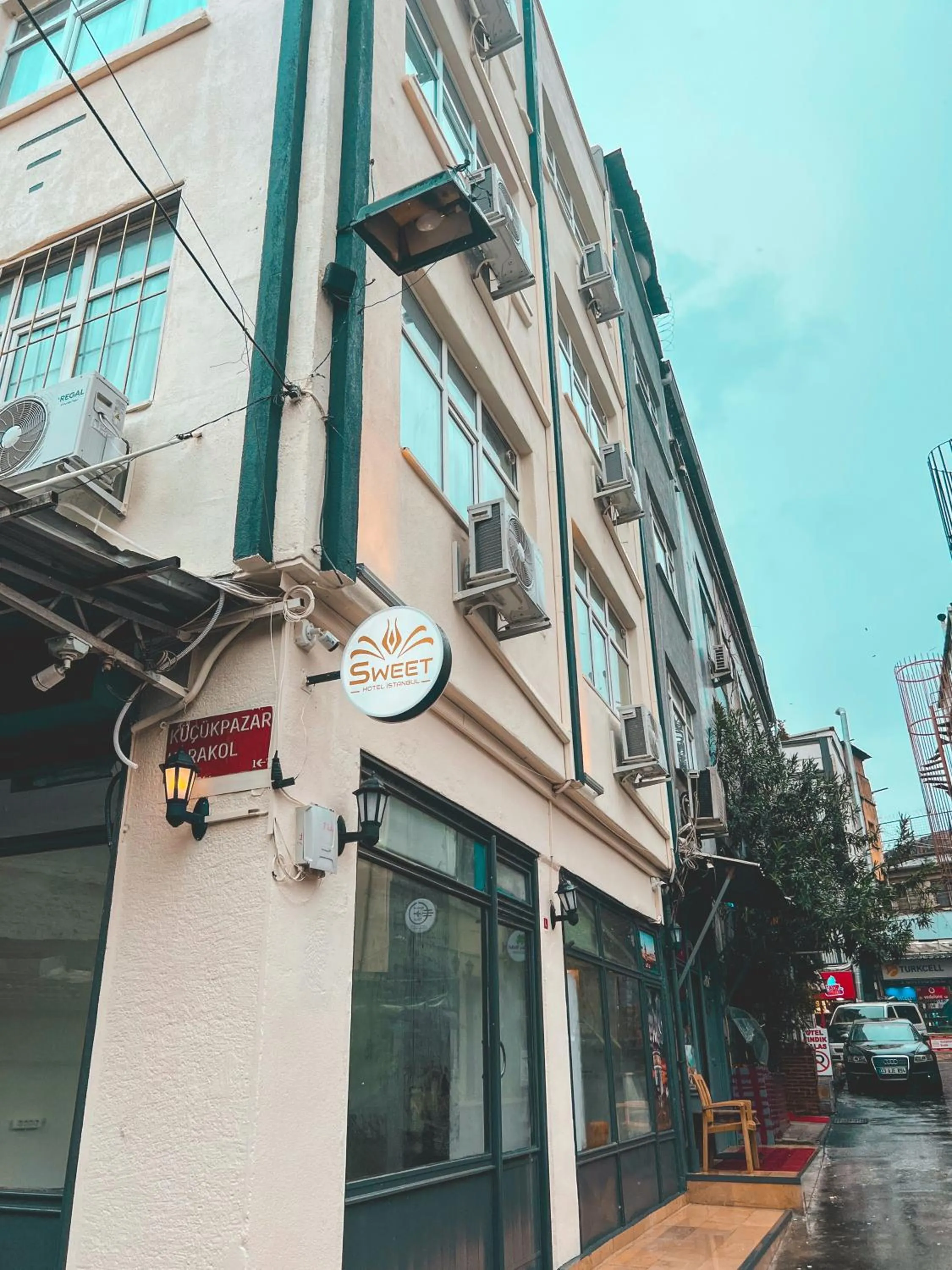 Property building in Sweet Hotel Istanbul