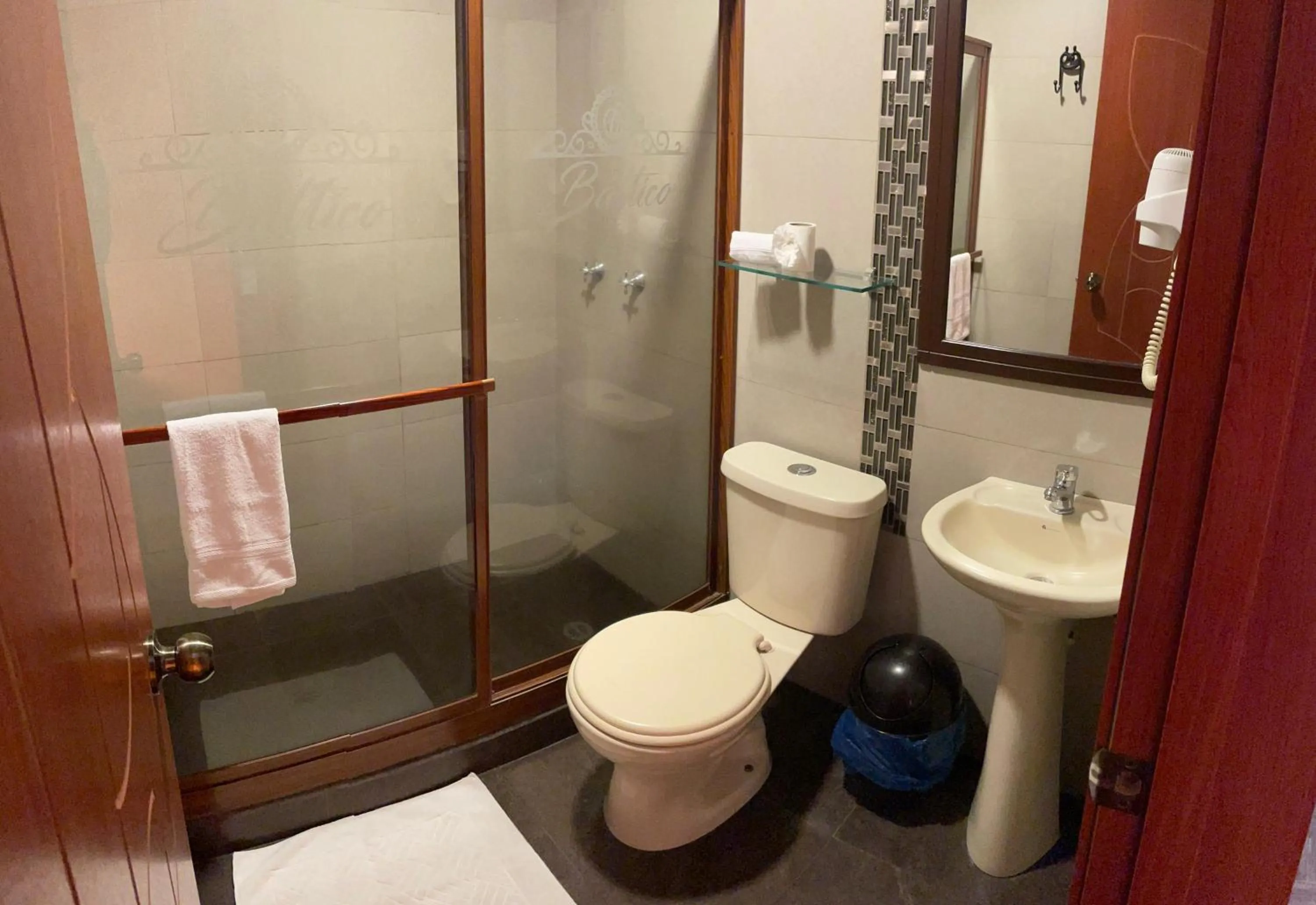 Bathroom in Báltico Hostel
