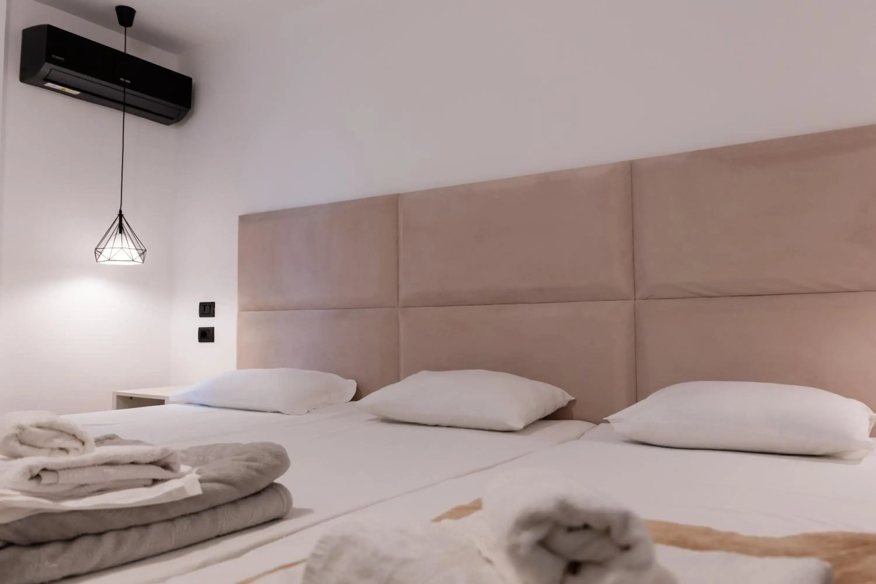 Budget Double or Twin Room in Diamond Boutique Hotel - City Centre Budget Double or Twin Room in Diamond Boutique Hotel - City Centre