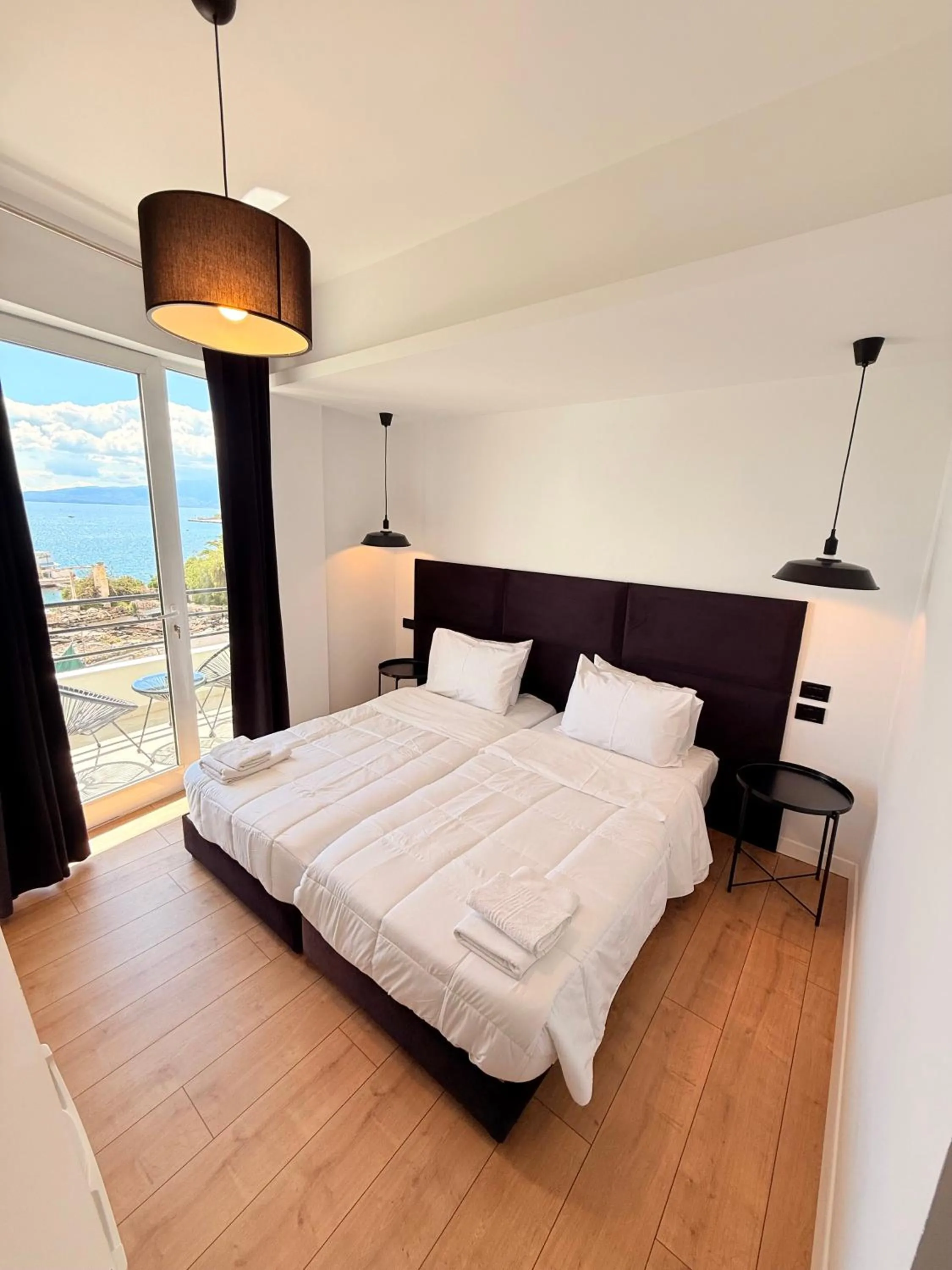 Double Room with Balcony and Sea View in Diamond Boutique Hotel - City Centre