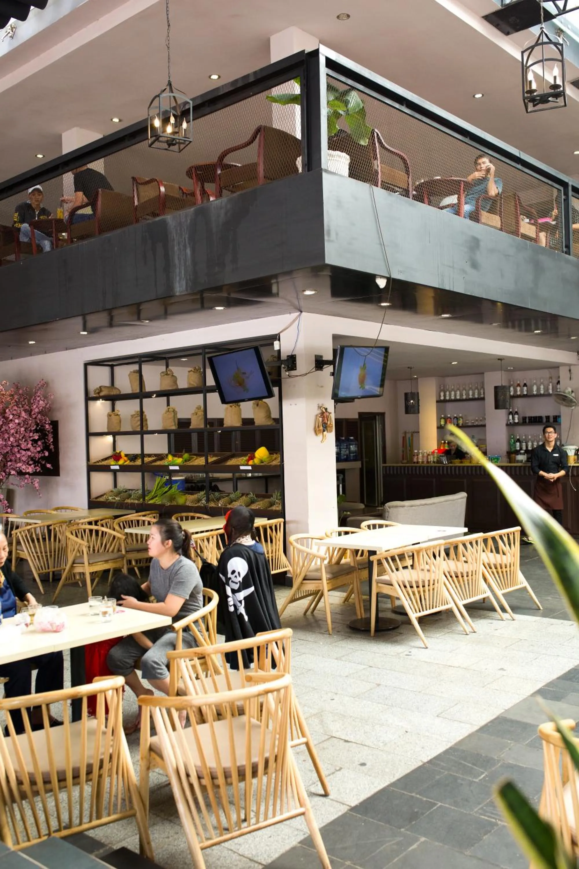 Hai Ba Trung Hotel & Spa