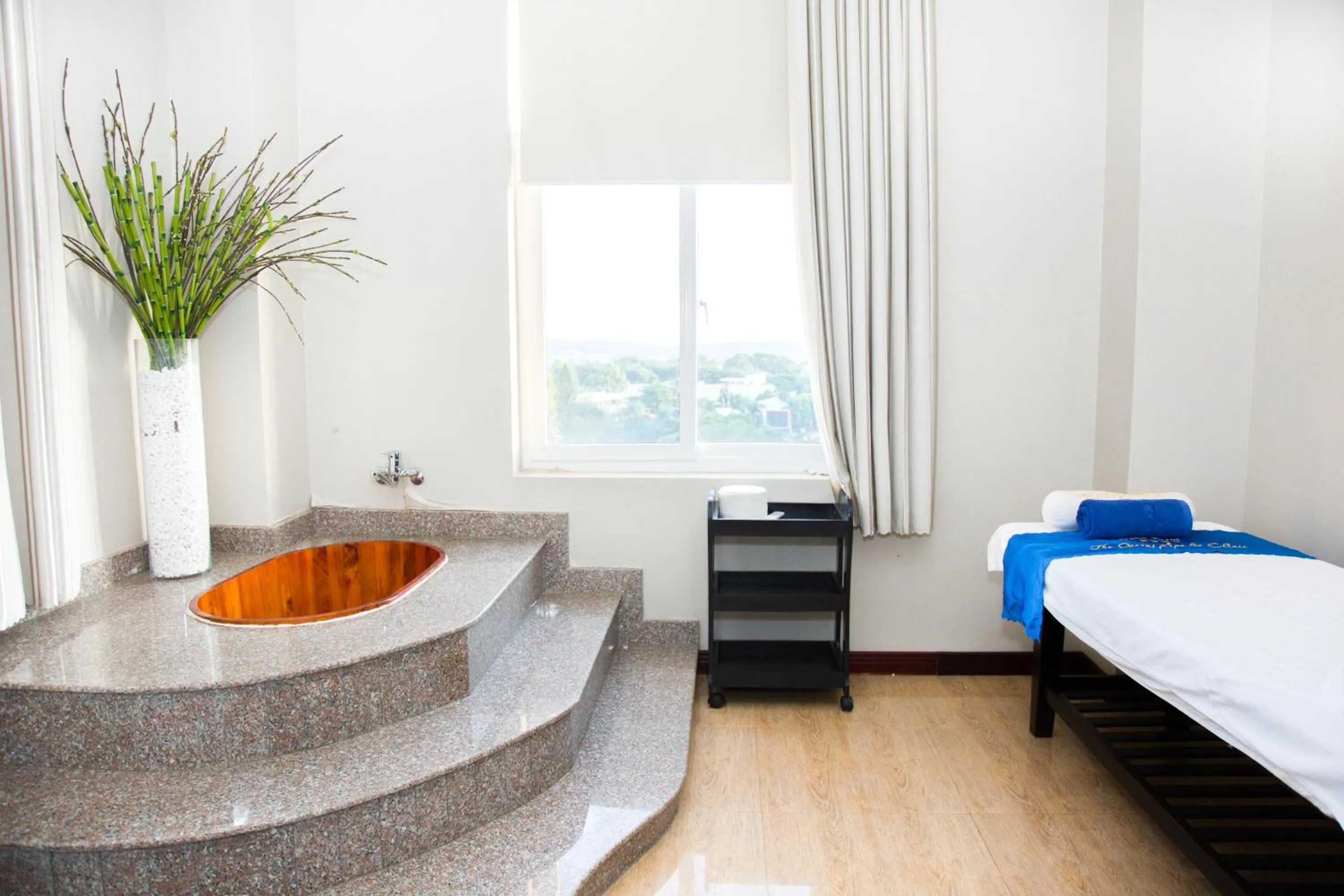 Bed in Hai Ba Trung Hotel & Spa