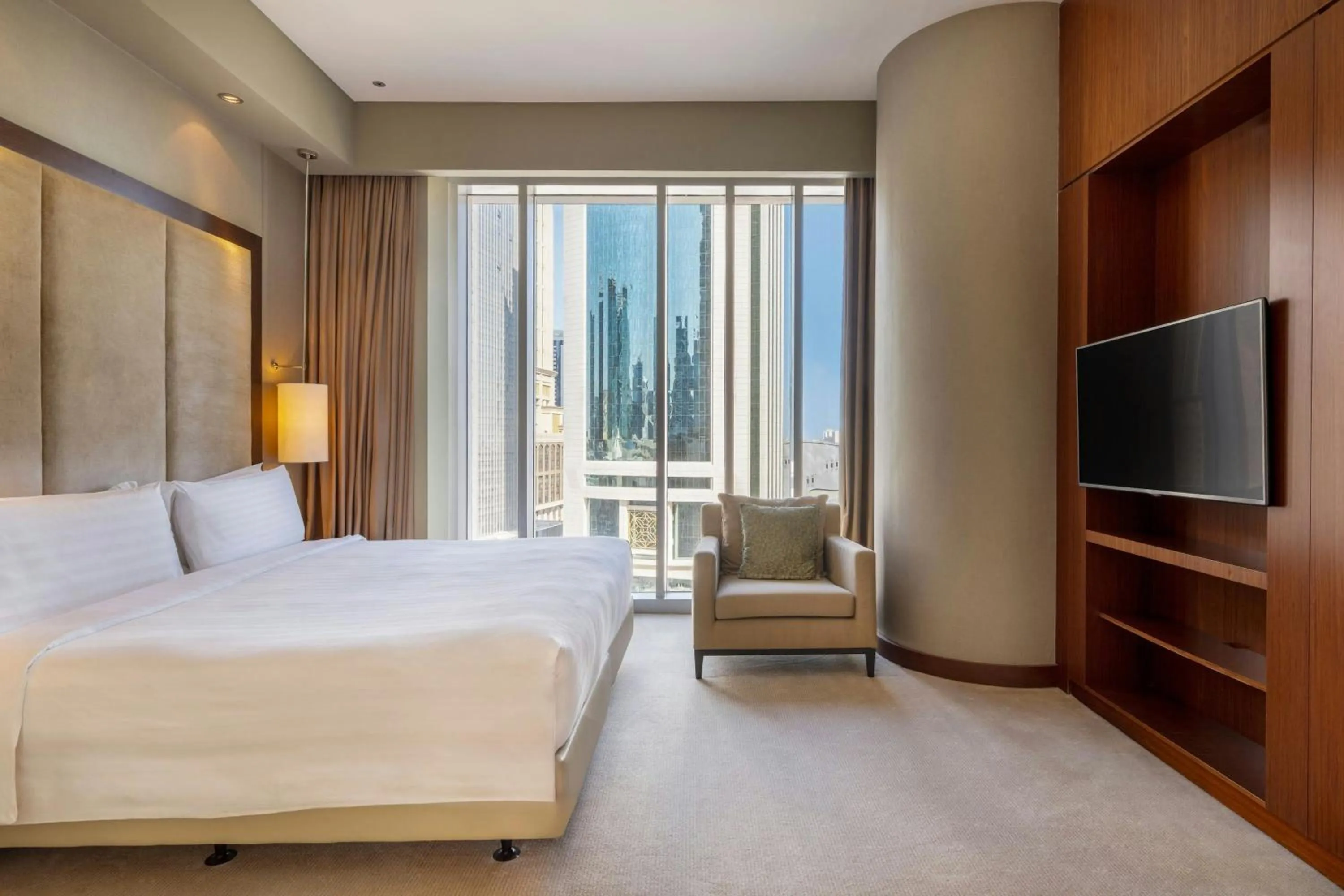 Bedroom, Bed in JW Marriott Marquis City Center Doha