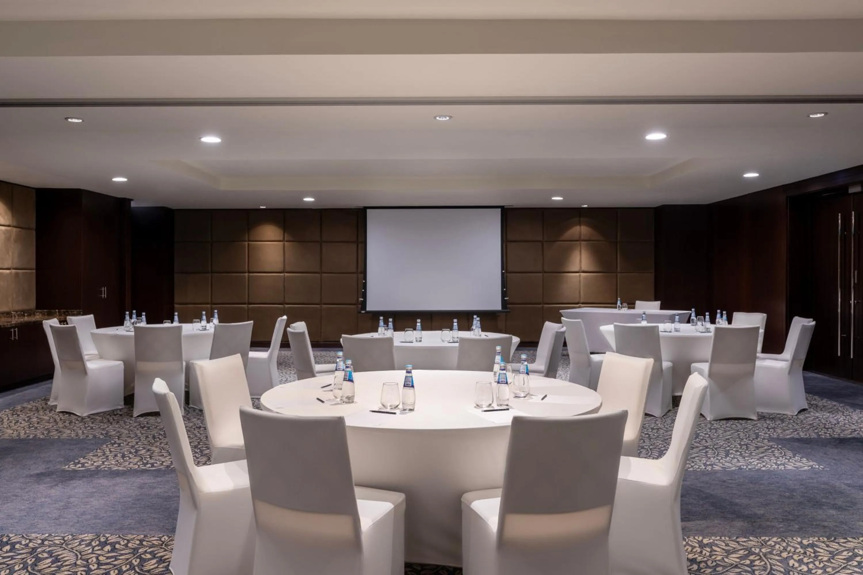 Meeting/conference room in JW Marriott Marquis City Center Doha
