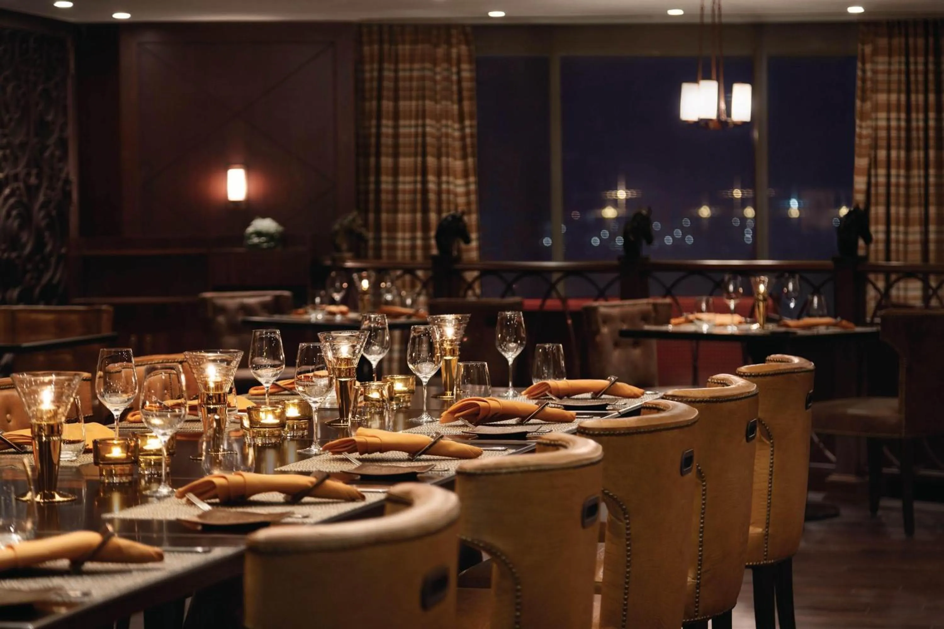 Restaurant/places to eat in JW Marriott Marquis City Center Doha