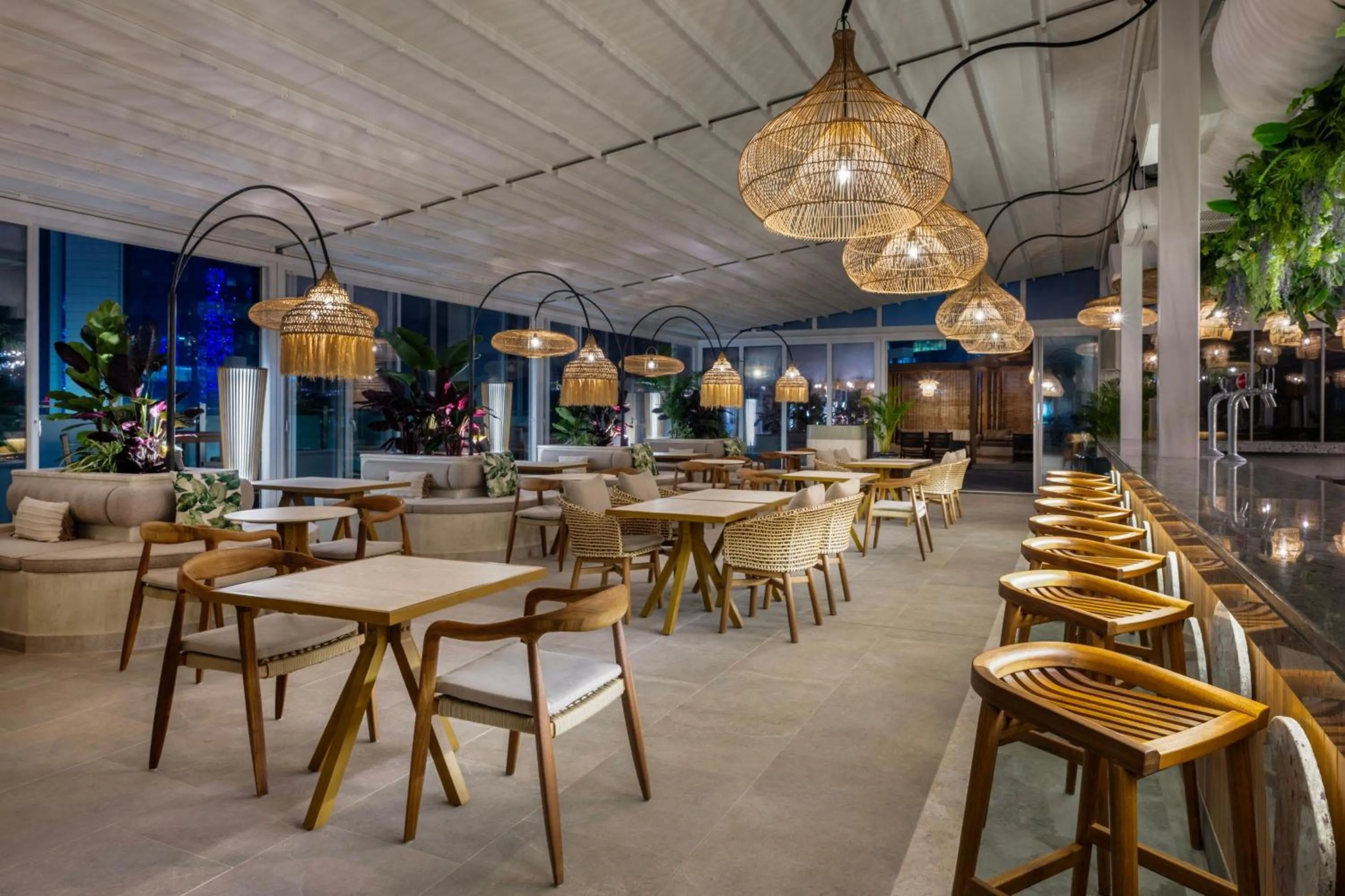 Lounge or bar in JW Marriott Marquis City Center Doha