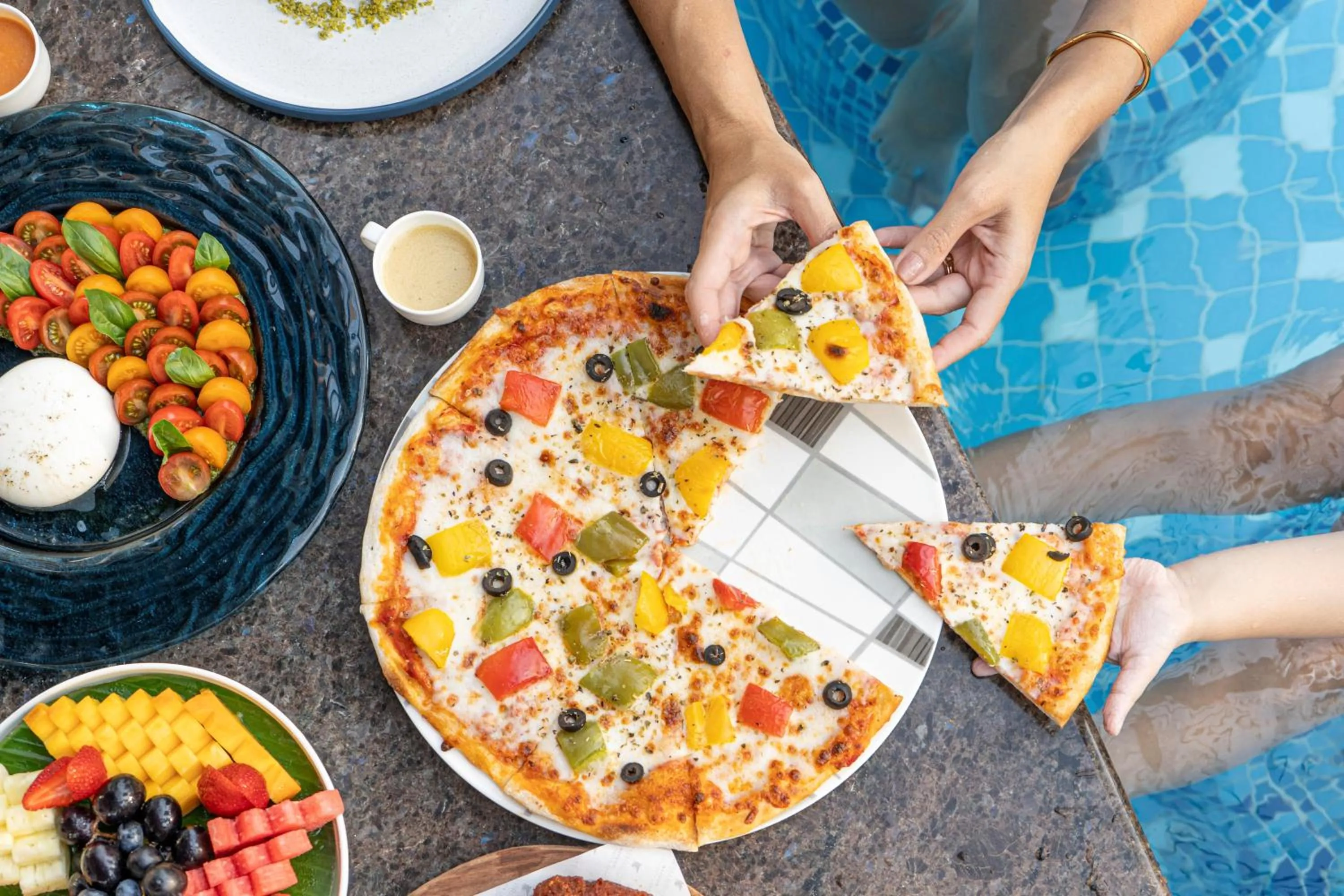 Restaurant/places to eat in JW Marriott Marquis City Center Doha