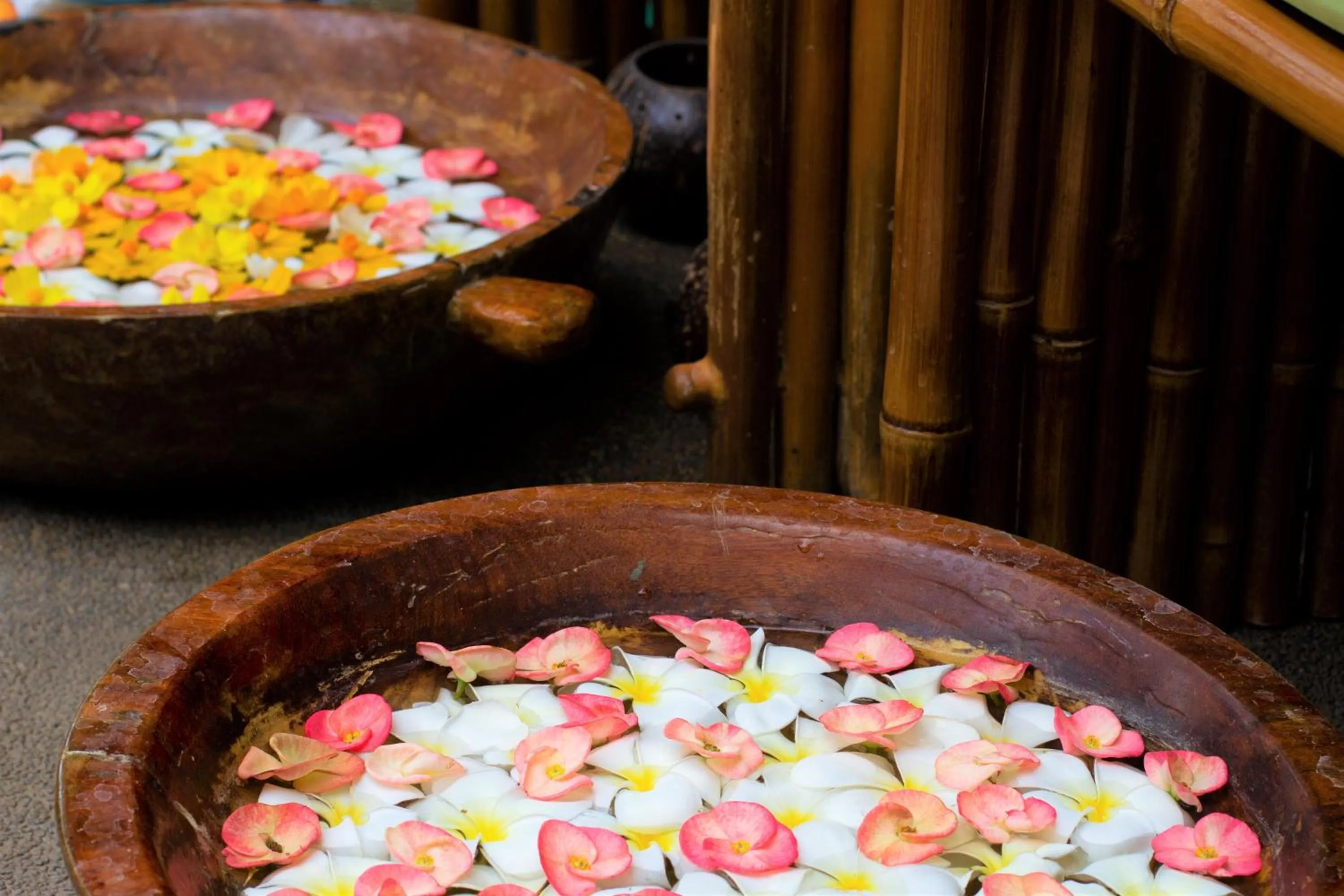 Massage in Vida Homes Condo Resort