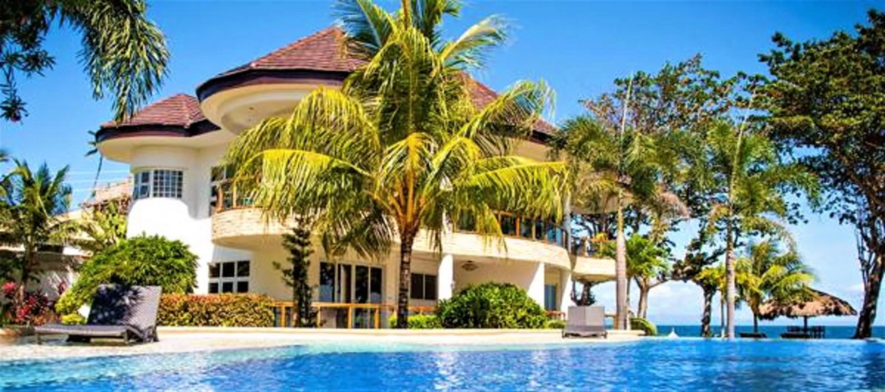 Garden in Vida Homes Condo Resort