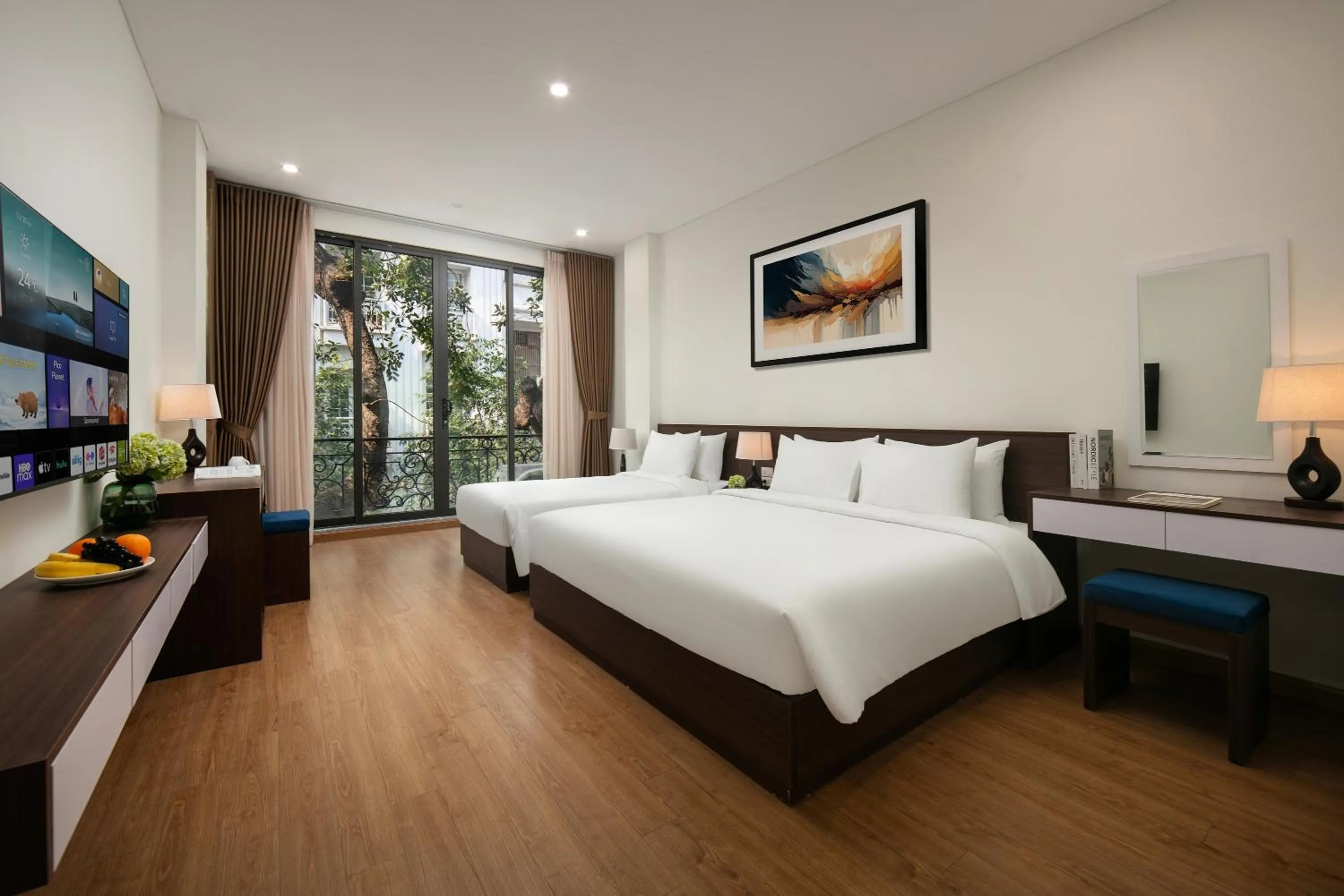 View (from property/room), Bed in Queen Cafe Hotel