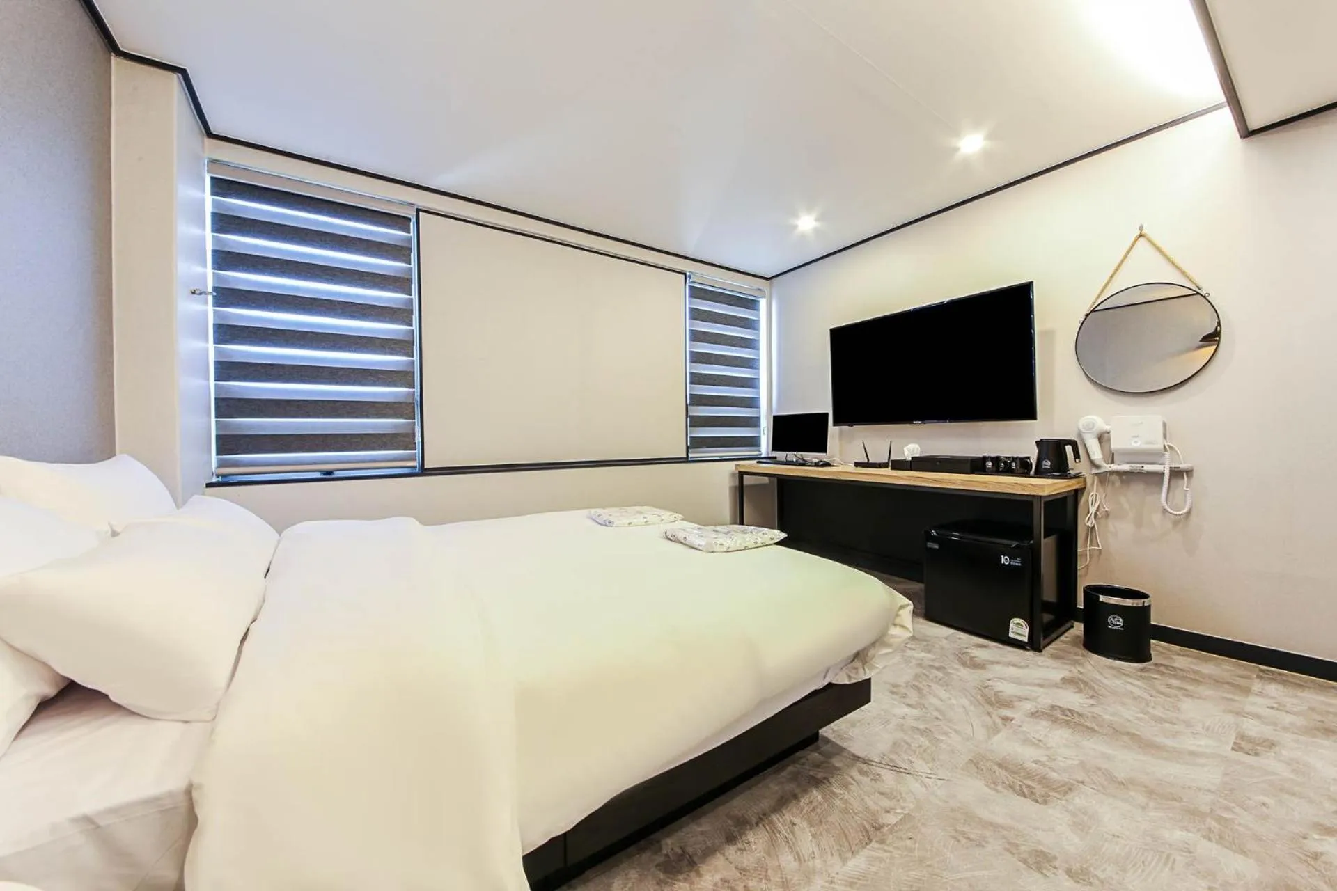 Bed in Fine Avenue Hotel