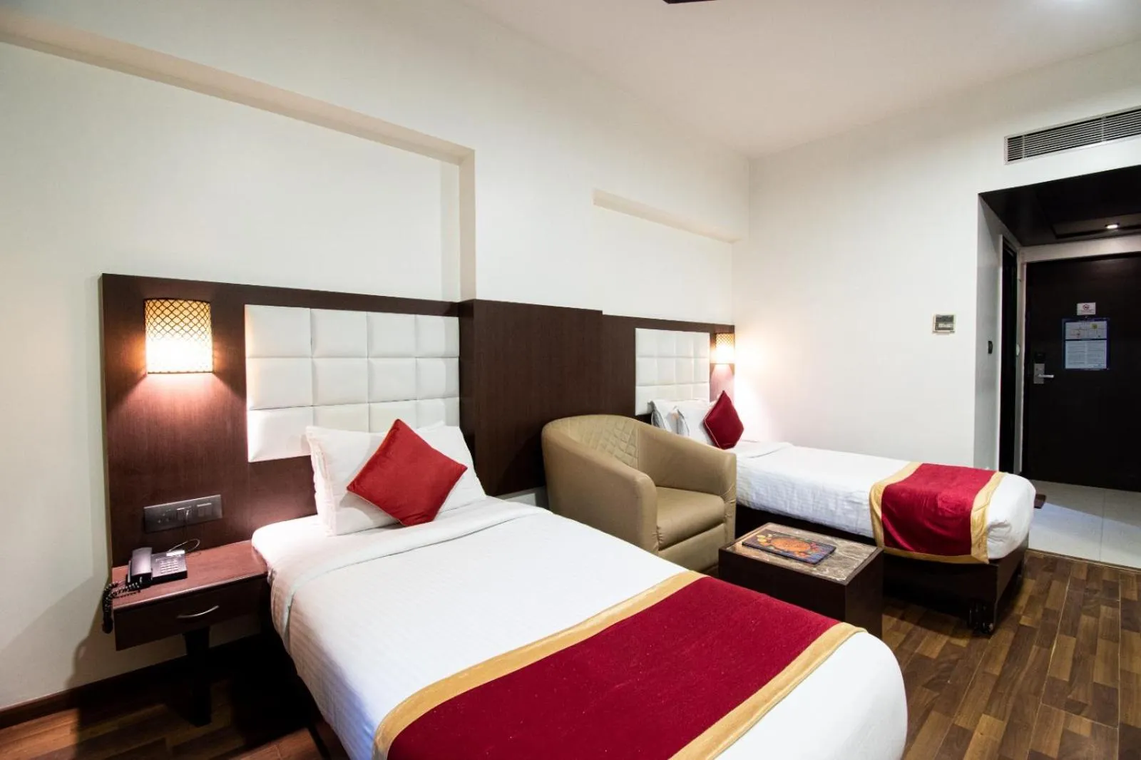 Bedroom, Bed in Akshaya Aura