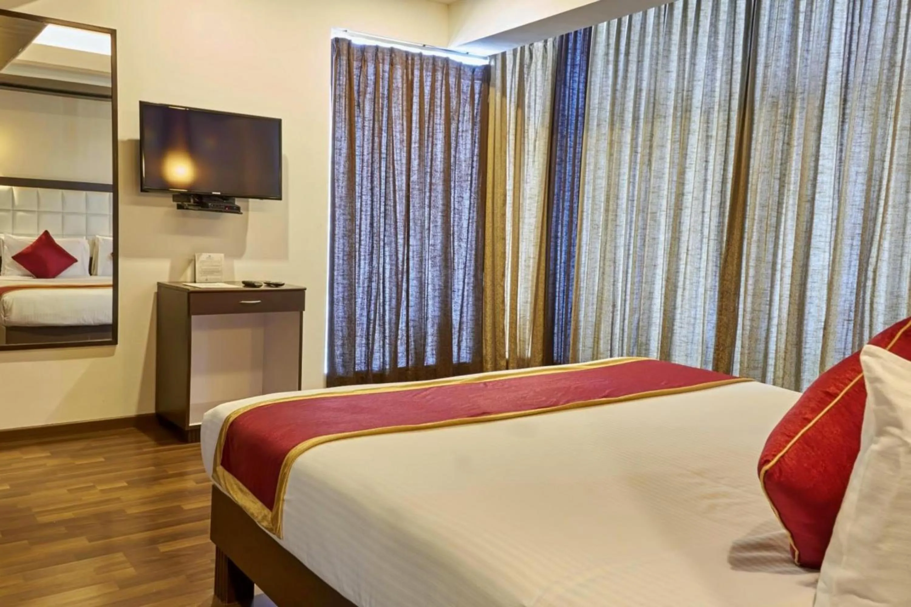 Bedroom, Bed in Akshaya Aura