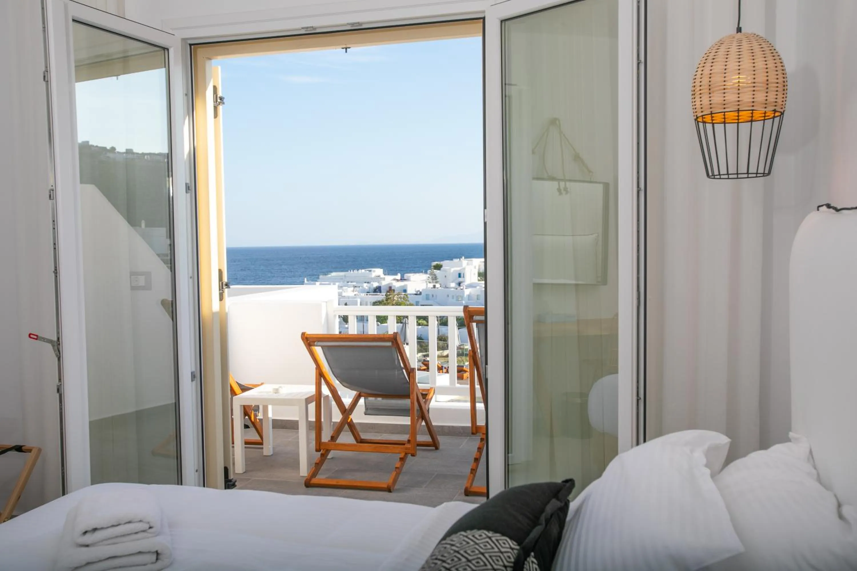 Deluxe Triple Room with Sea View in The George Hotel Mykonos