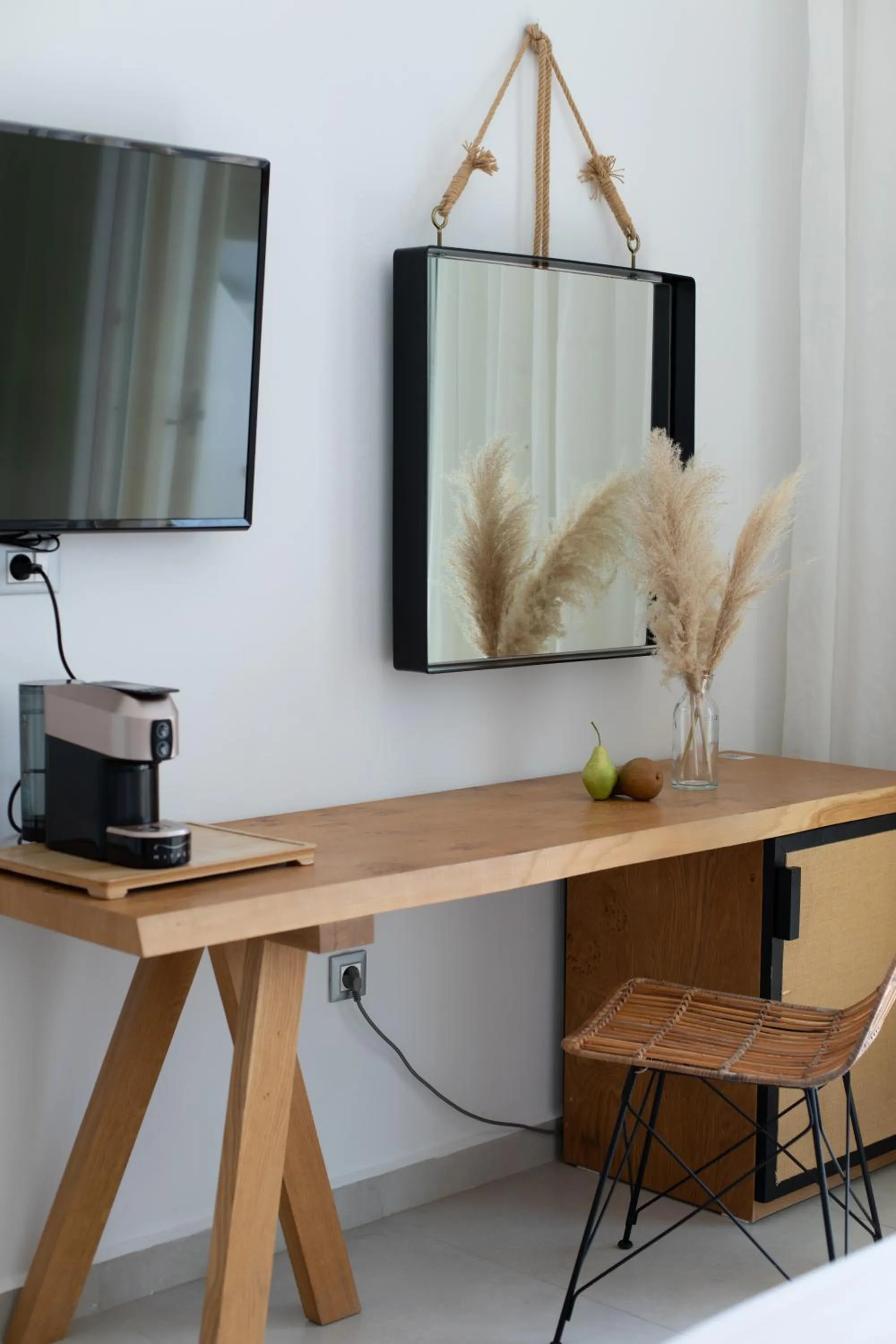 hair dresser in The George Hotel Mykonos