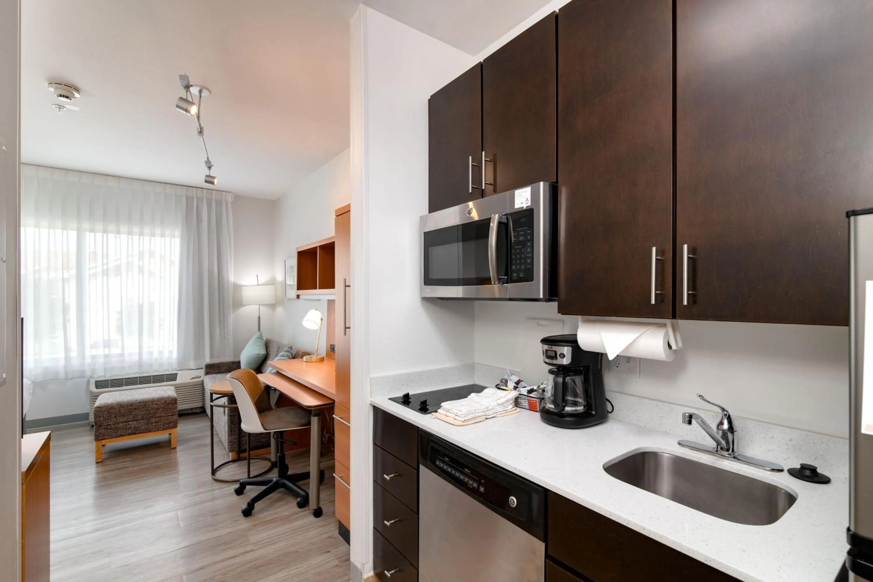 Kitchen or kitchenette in TownePlace Suites by Marriott Dallas McKinney