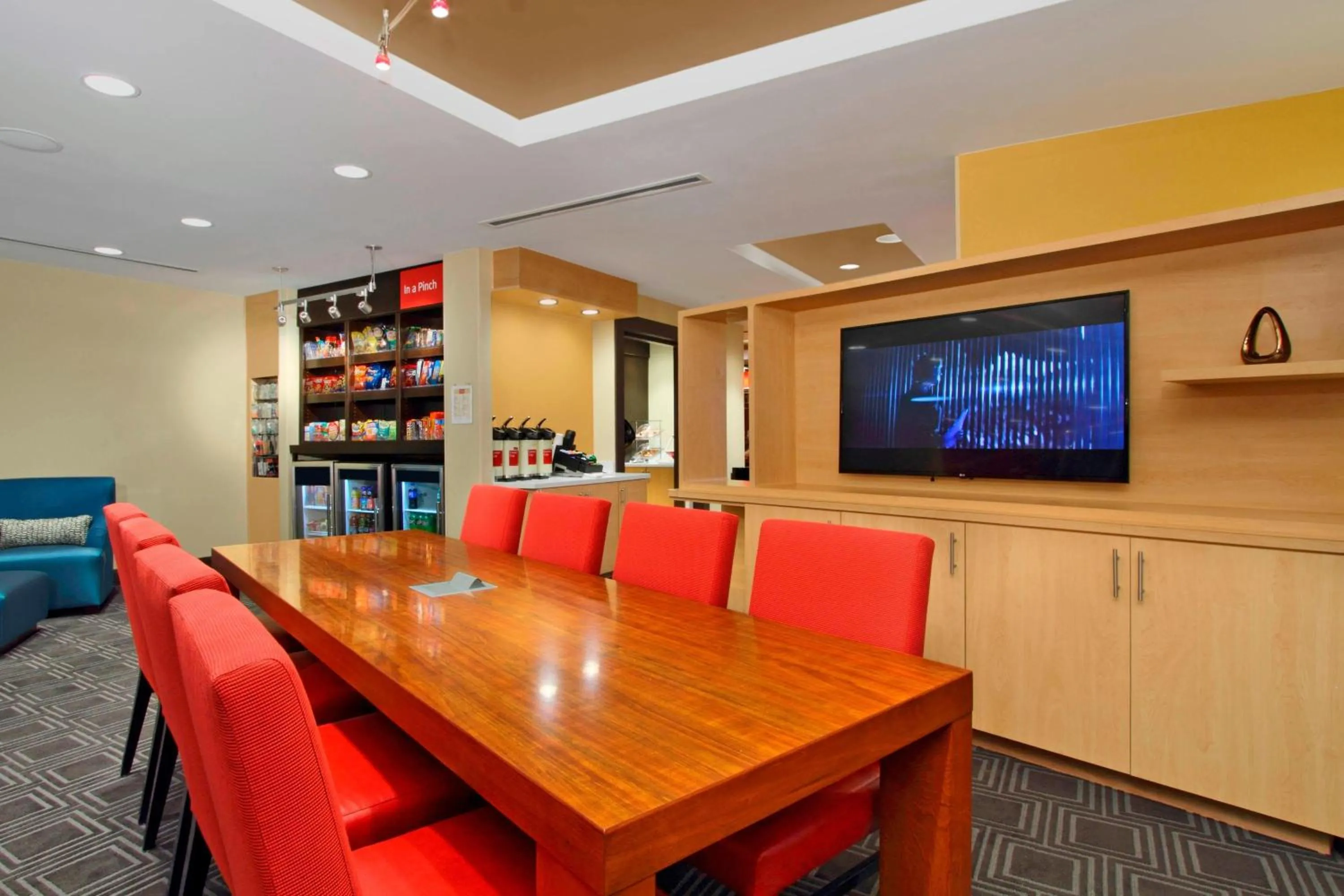 Restaurant/places to eat in TownePlace Suites by Marriott Dallas McKinney