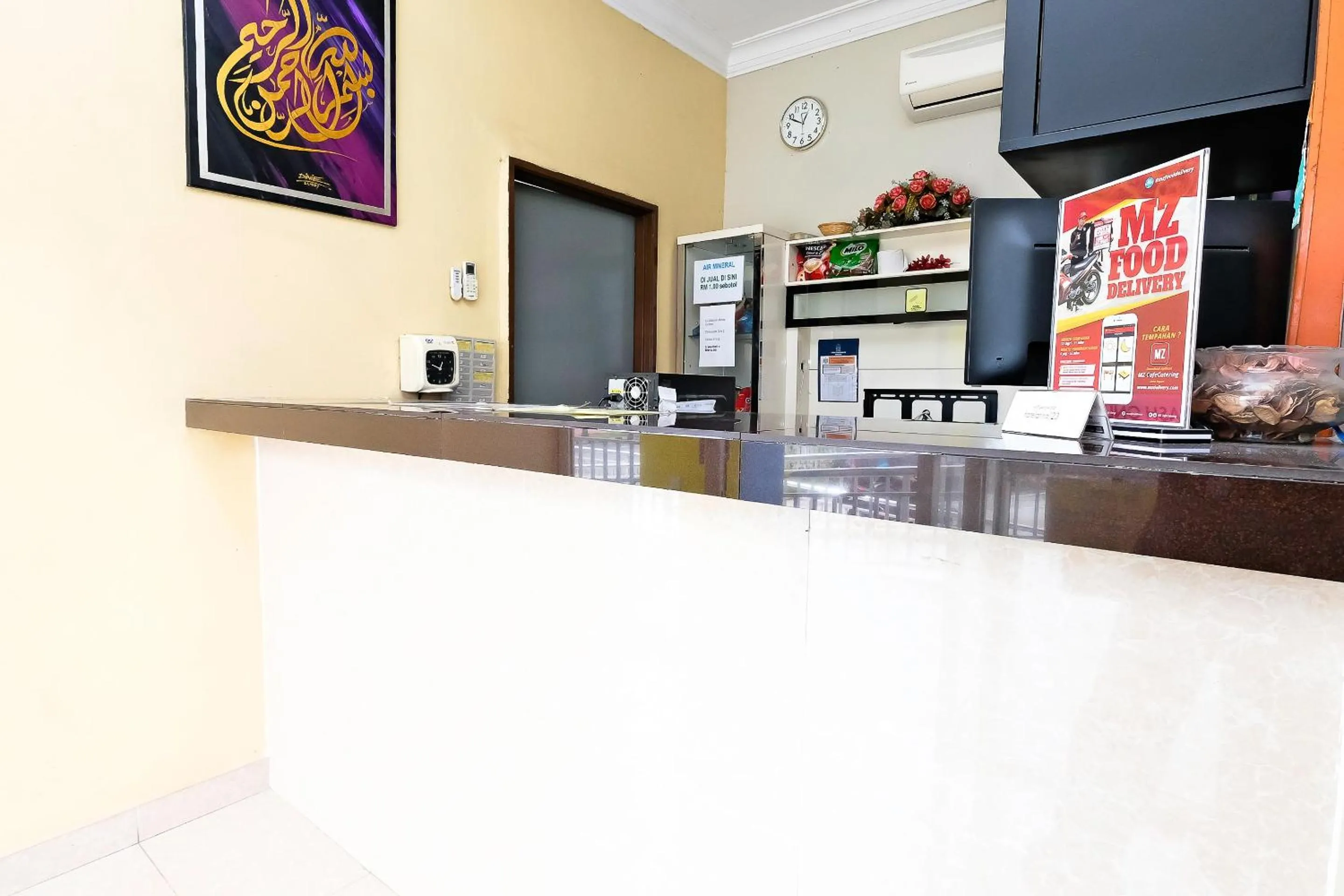 Lobby or reception in OYO 714 Arina Hotel