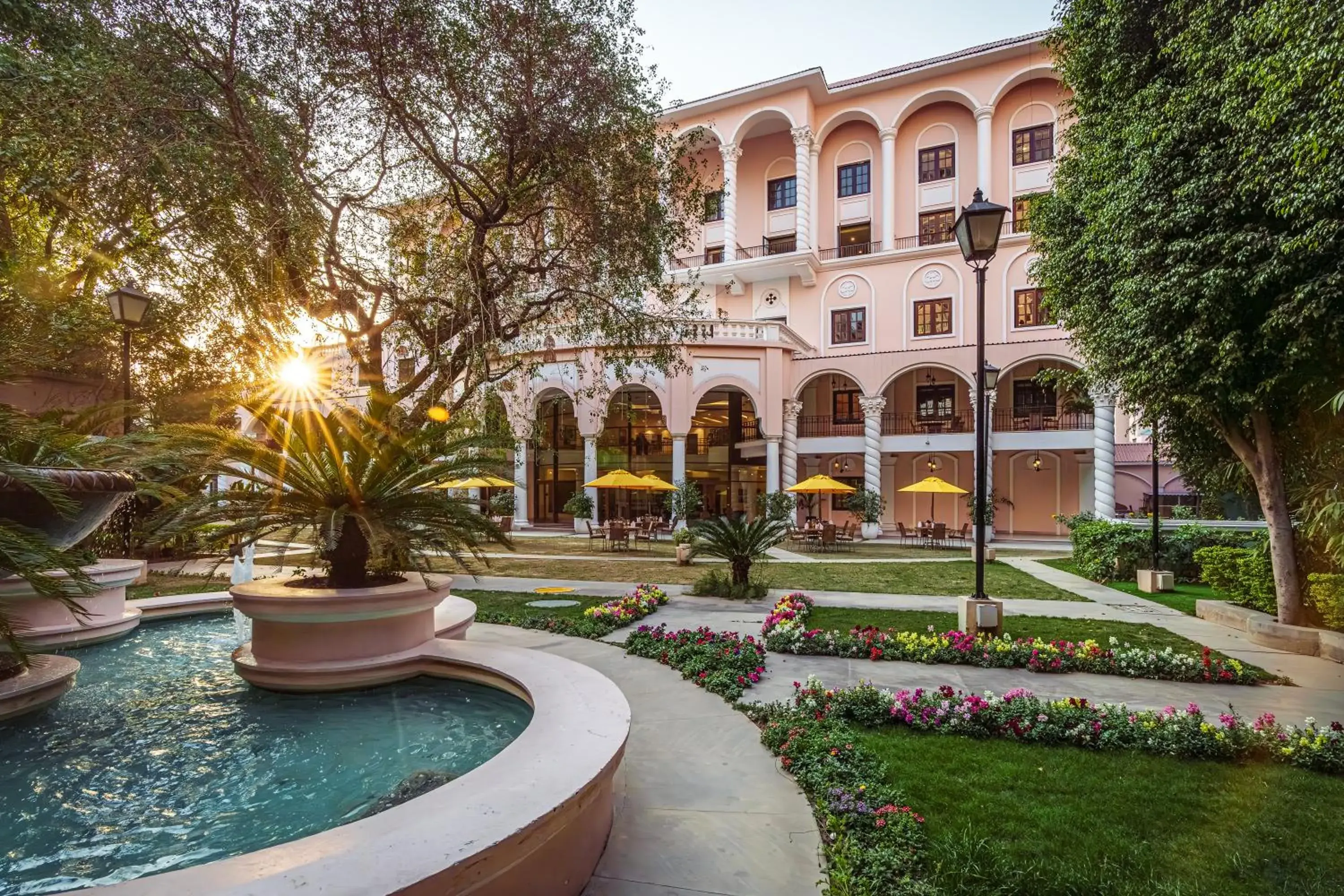 DLF Club 5 DLF Club 5