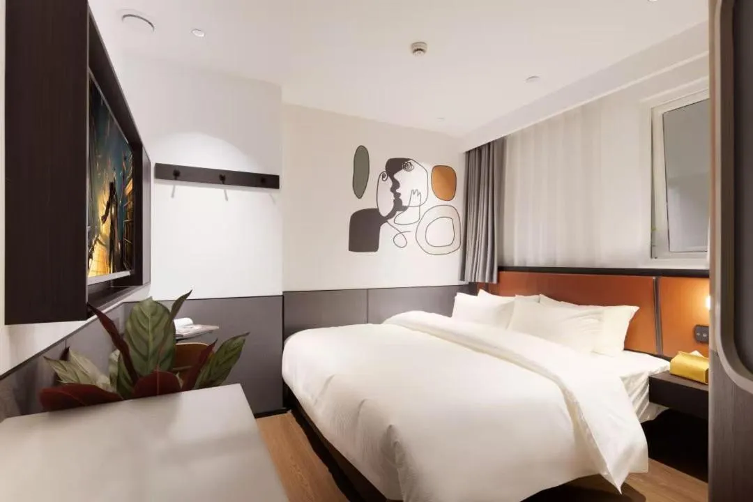 Bed in Merica Hotel-ChongQing jiefangbei