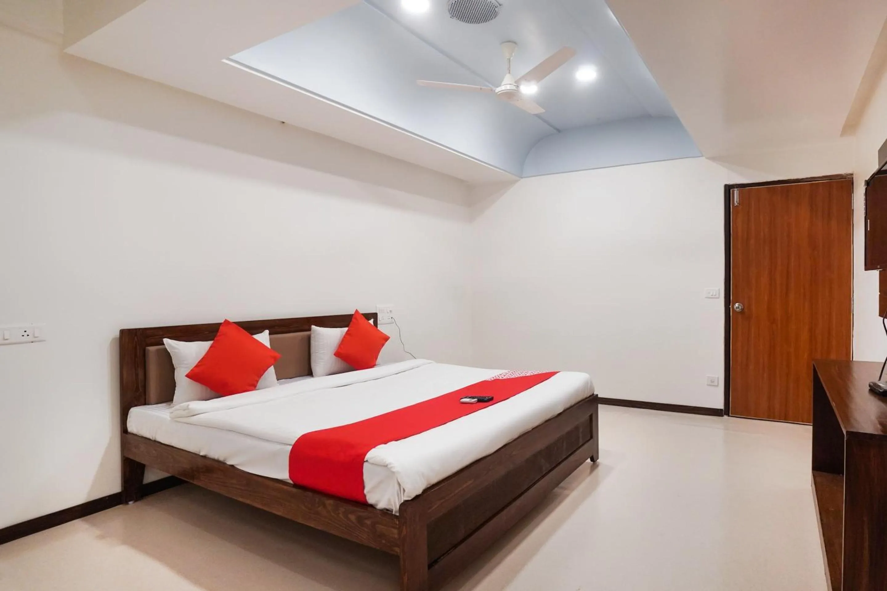 Bedroom in Hotel O Shivam