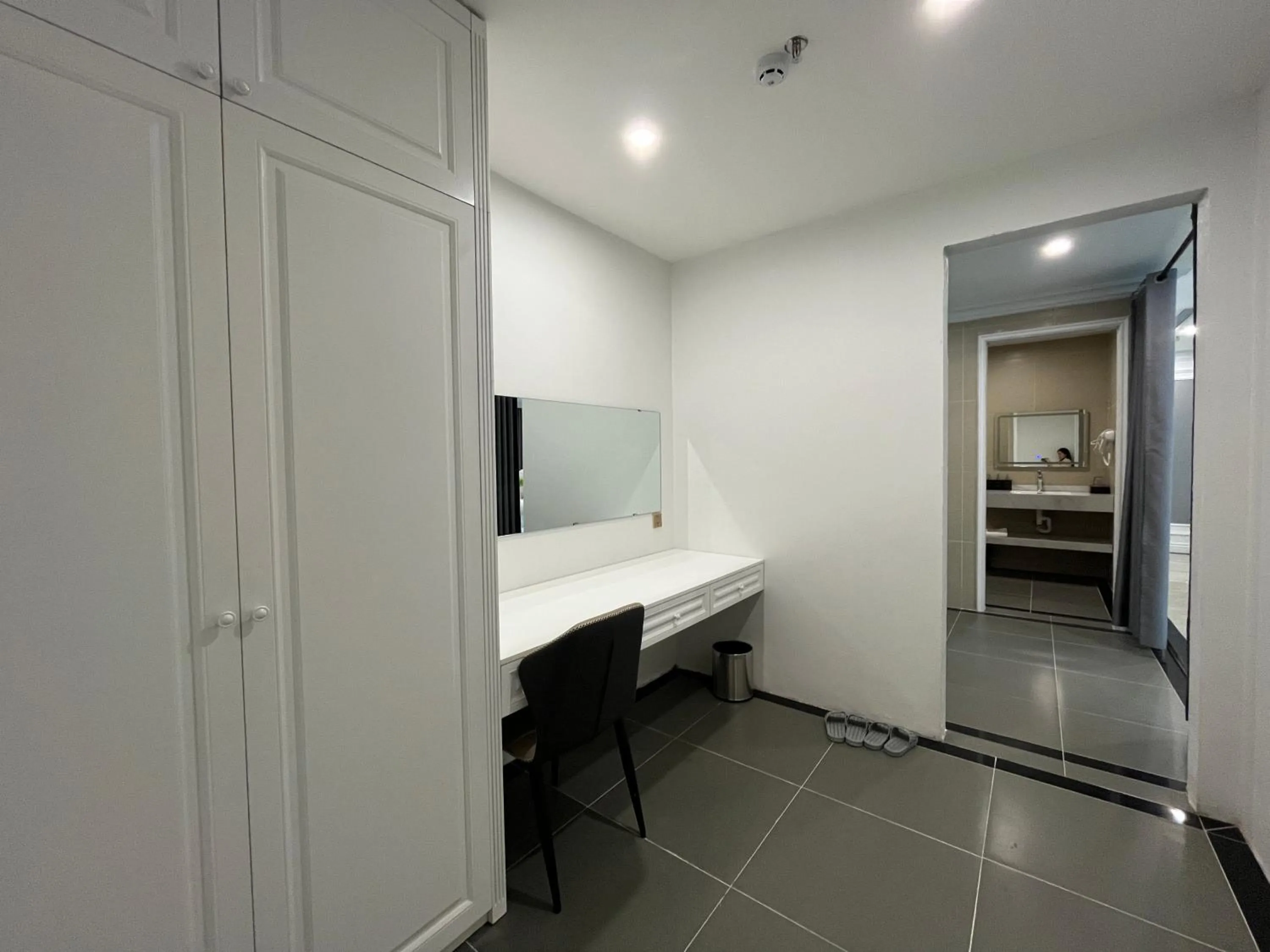 Shower in Infinity Hotel