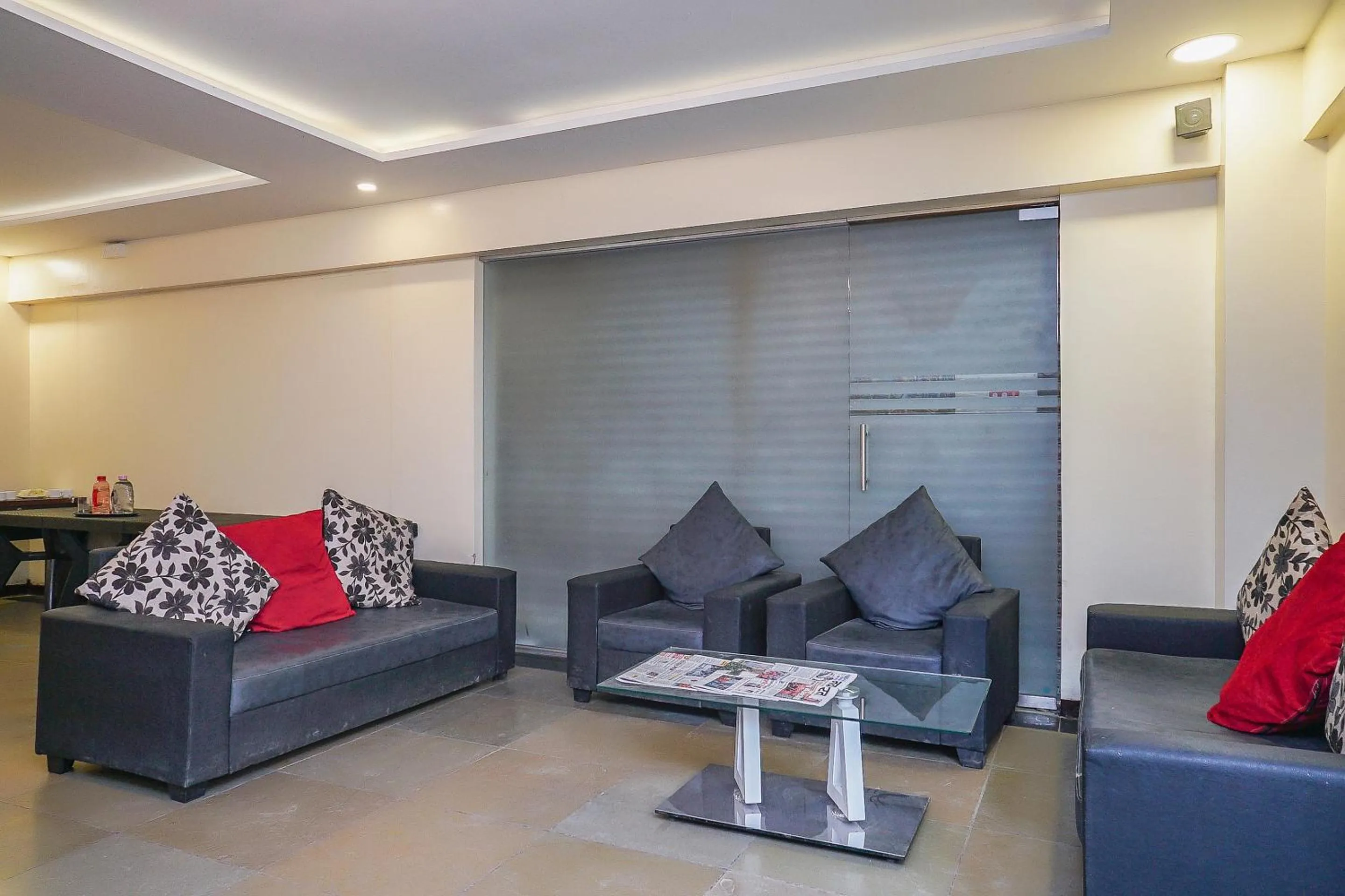 Hotel O Divine Destination