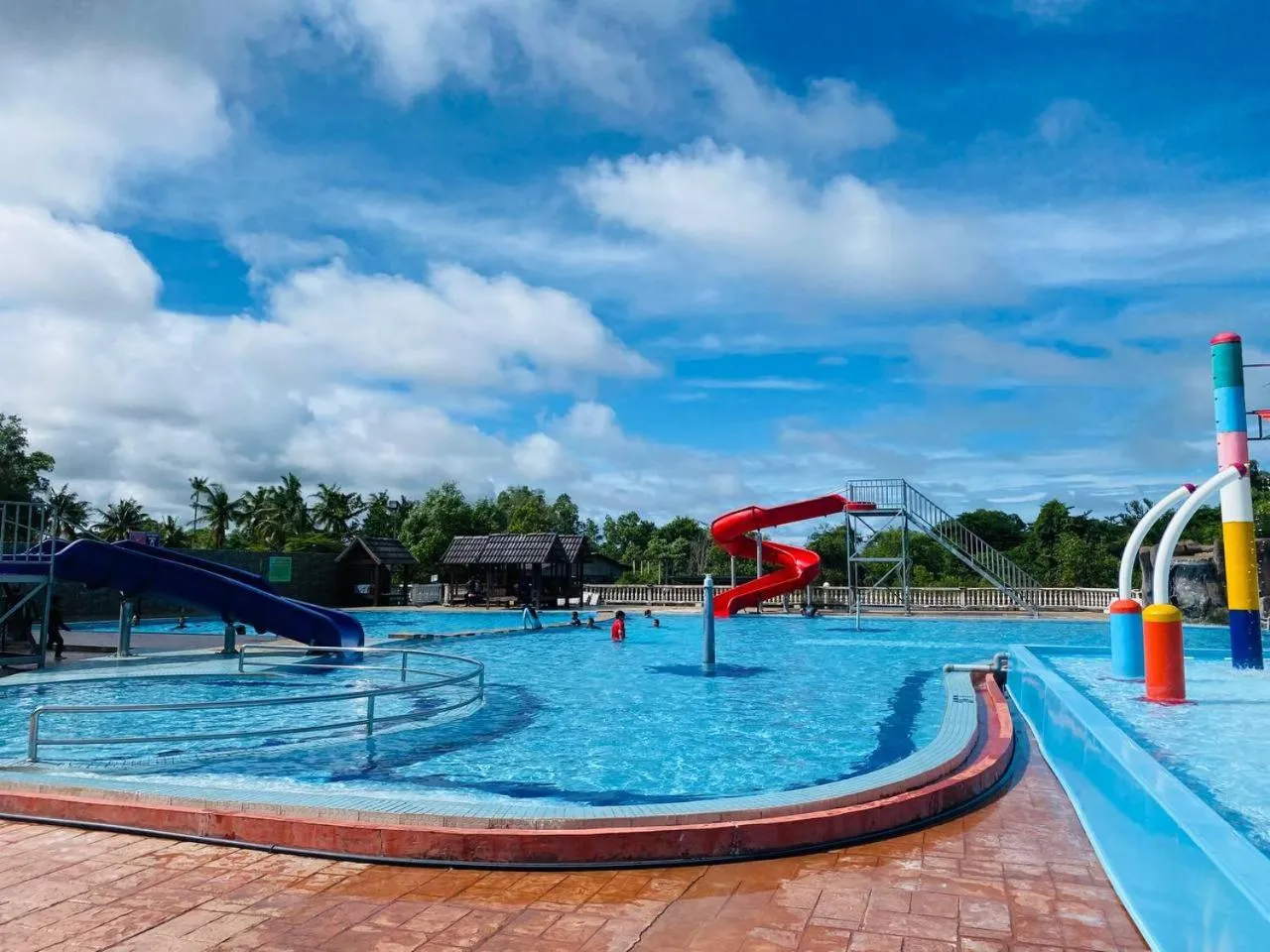 Swimming pool in Quinara Al-Safir Resort