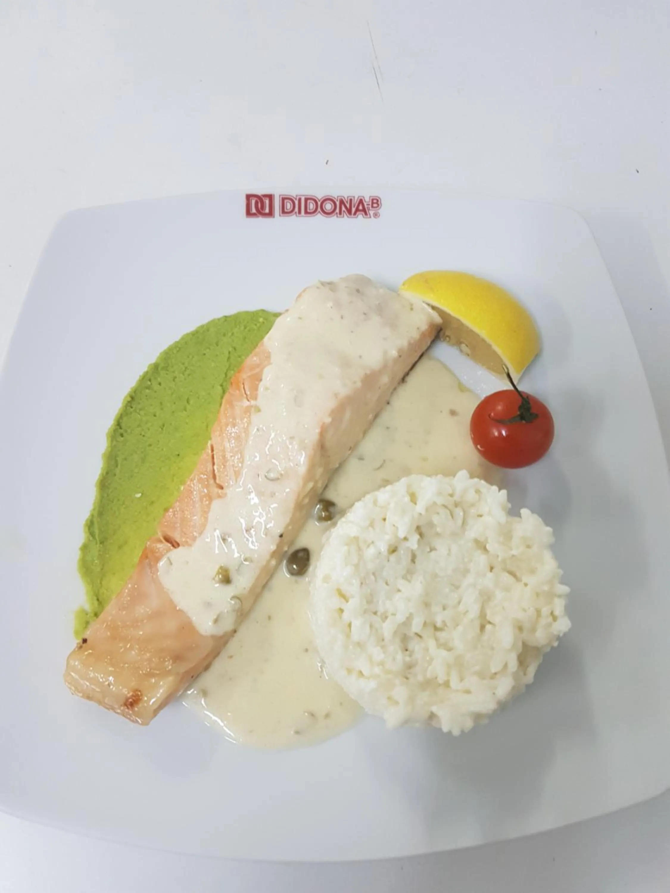 Dinner in Motel Didona B