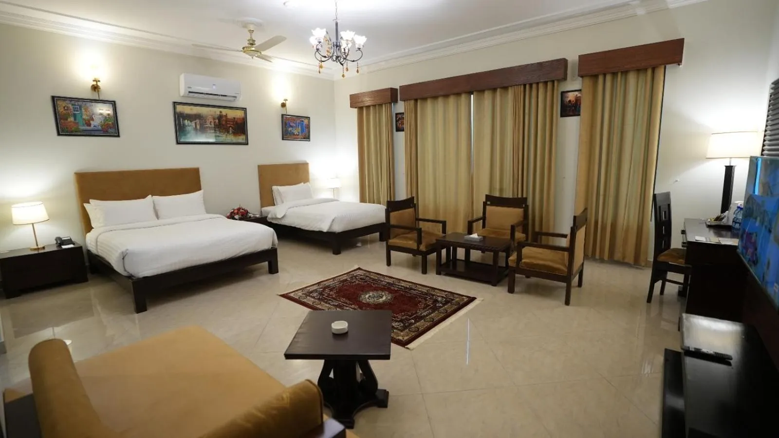 Bed in Sofital Hotel