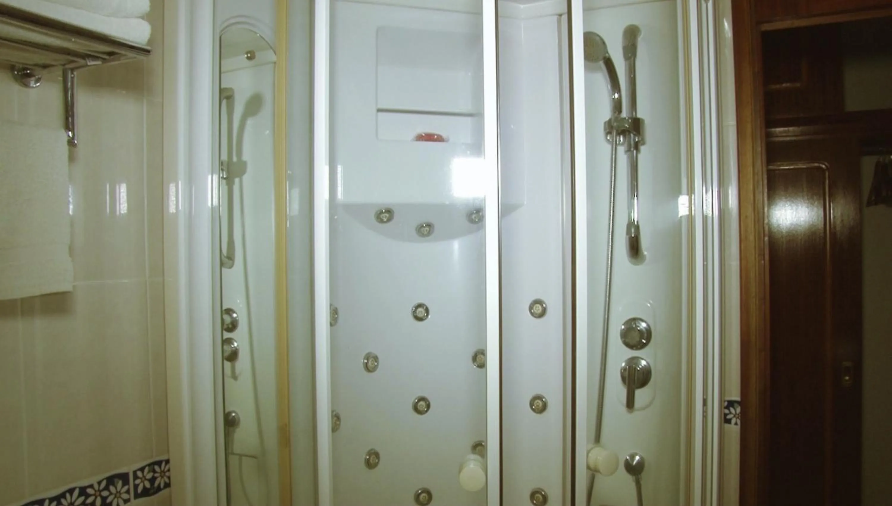 Shower in Residencial Cosmos