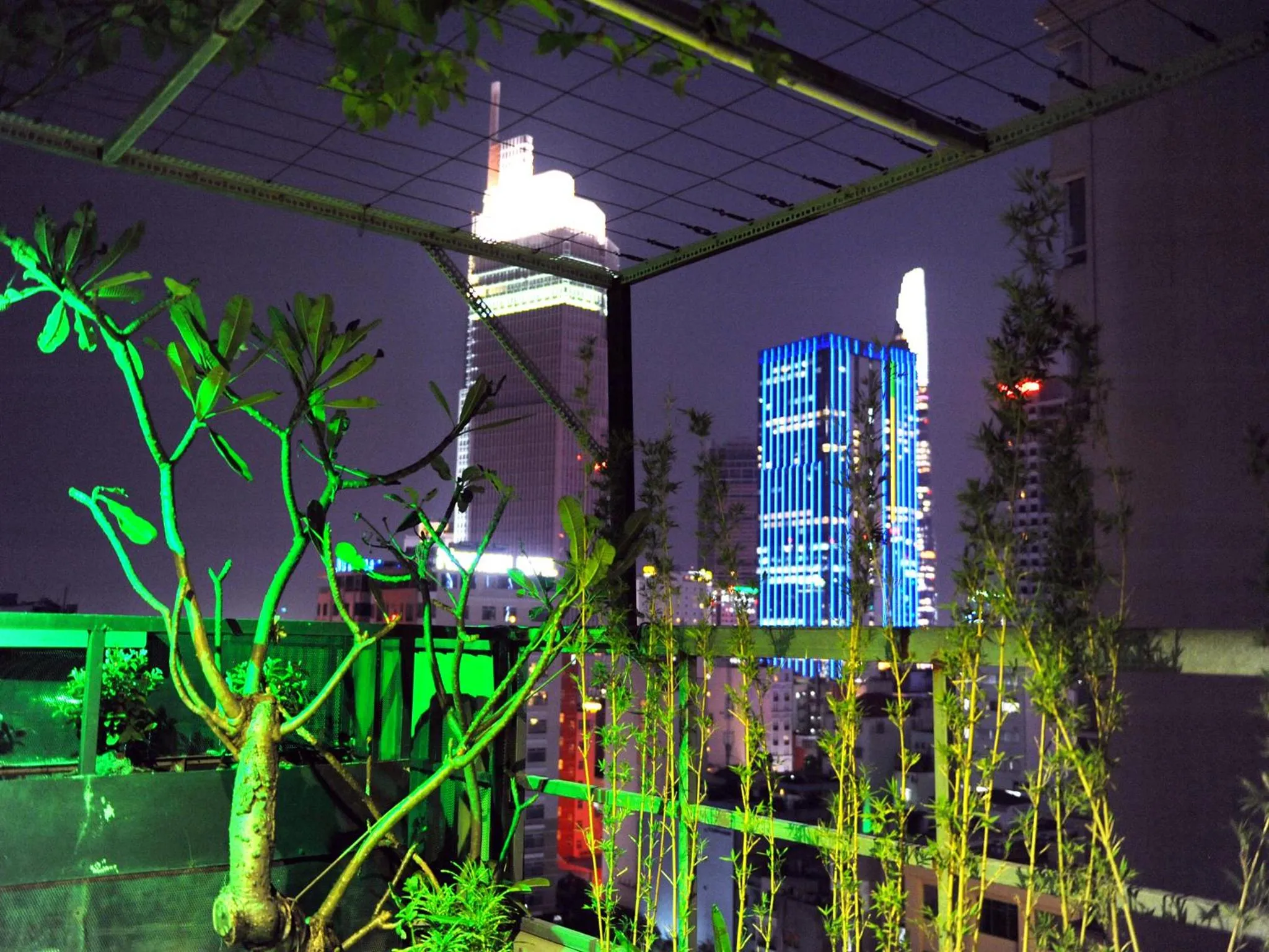 Thuy Sakura Hotel & Serviced Apartment