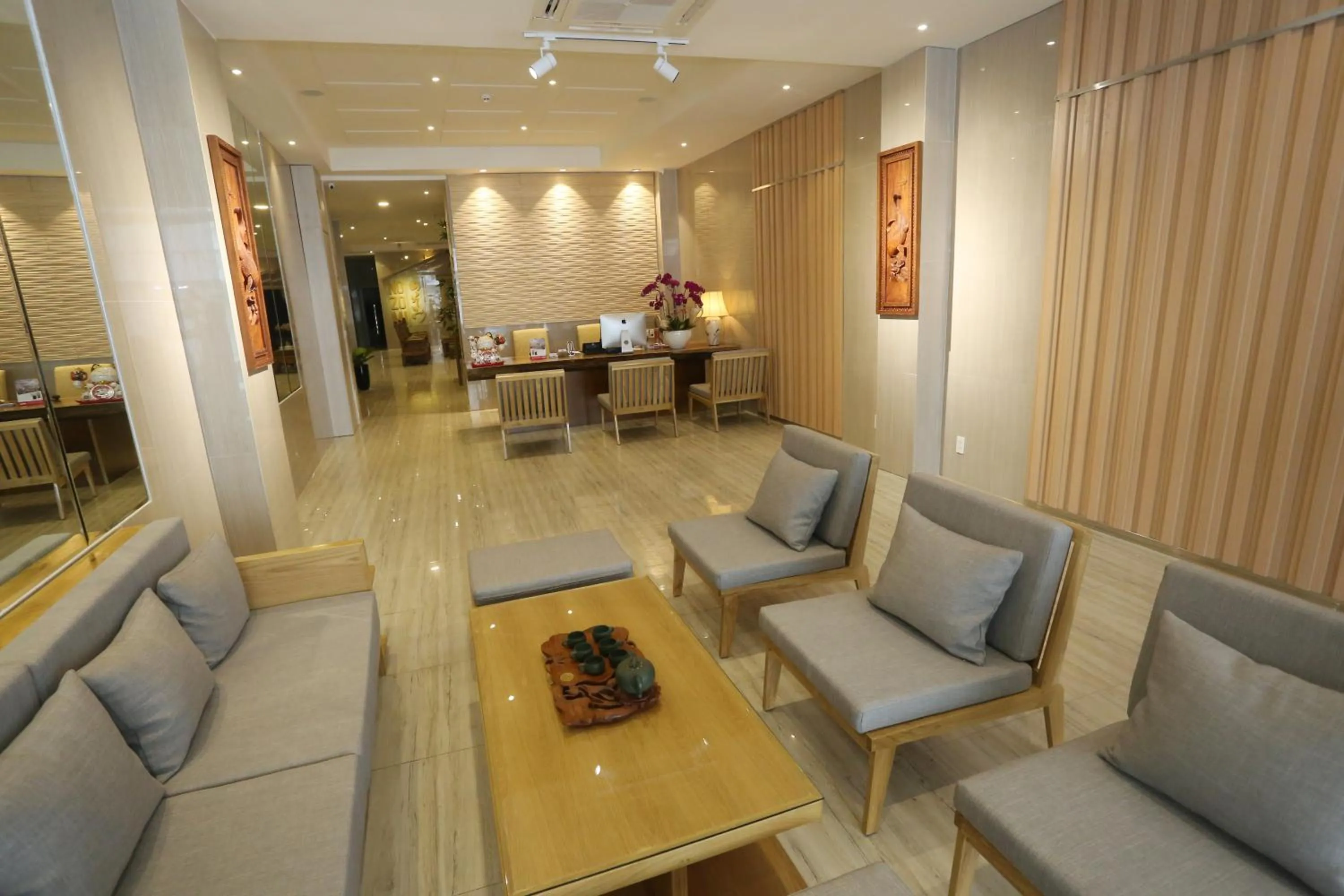 Lobby or reception in Thuy Sakura Hotel & Serviced Apartment
