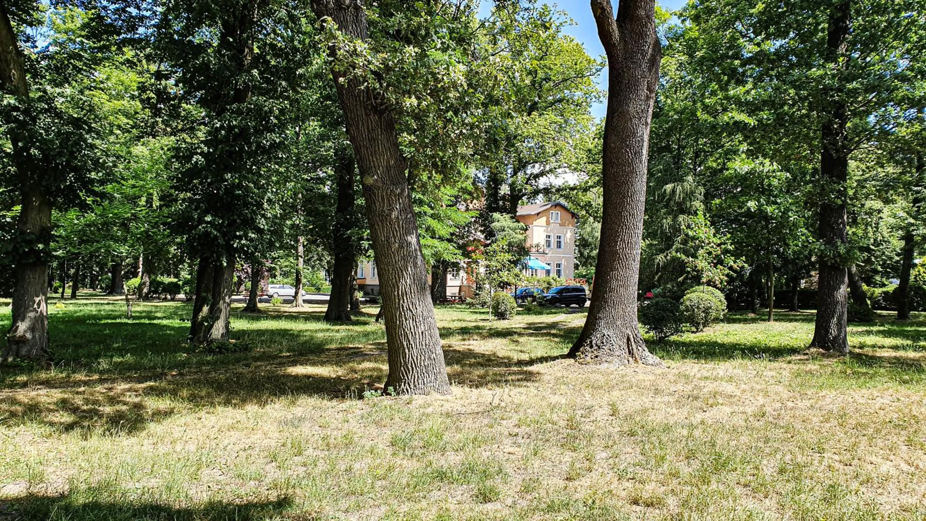 Facade/entrance in Dworek Brodowo Restauracja Hotel Przyjęcia