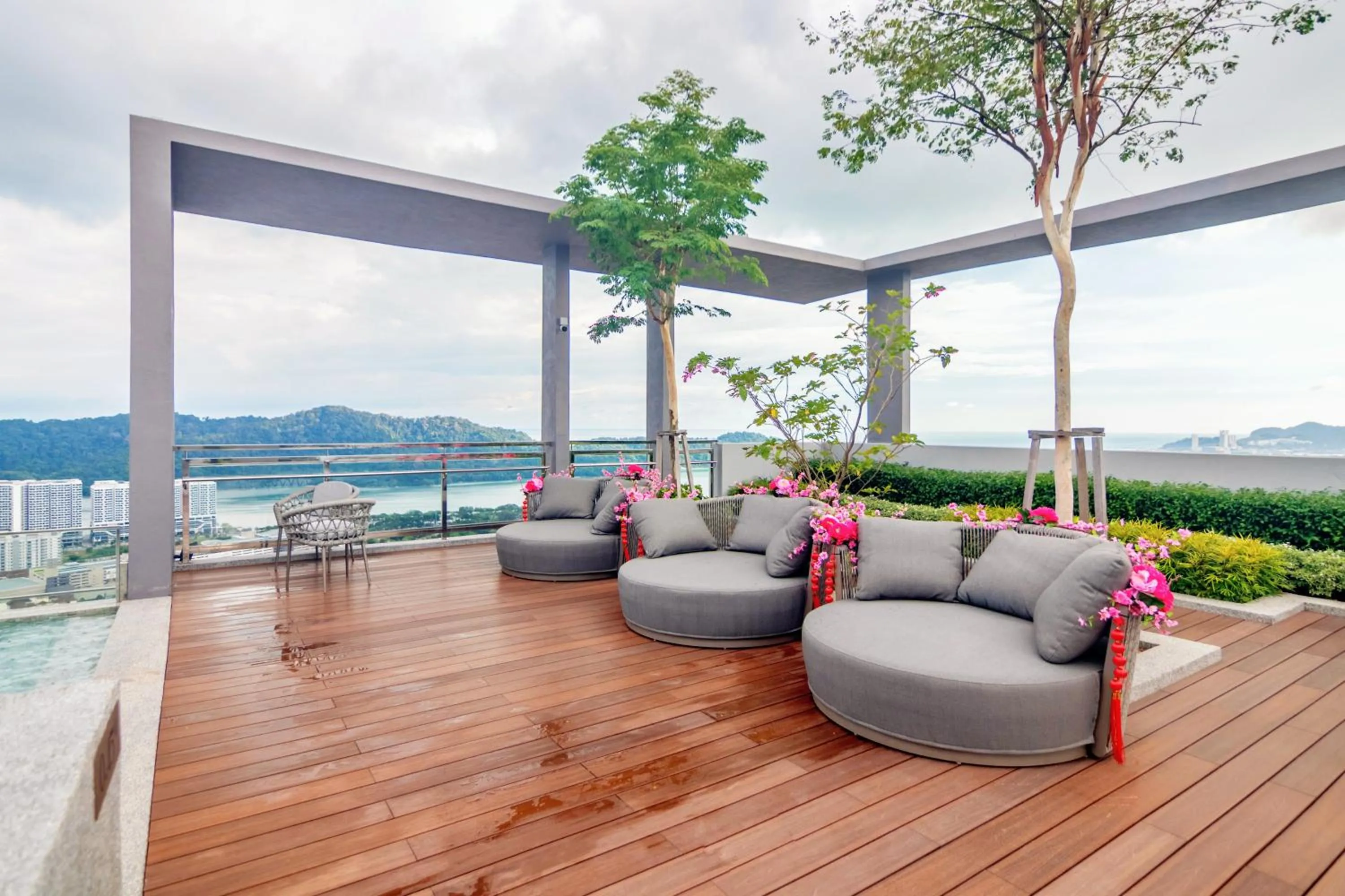 Area and facilities in Iconic Regency by Stellar ALV