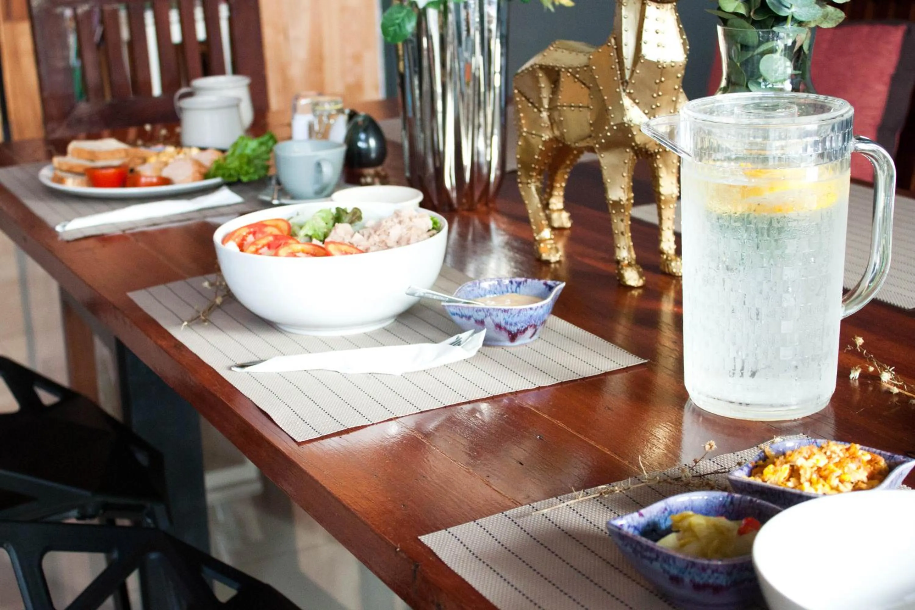 Food and drinks in 3 Laan House