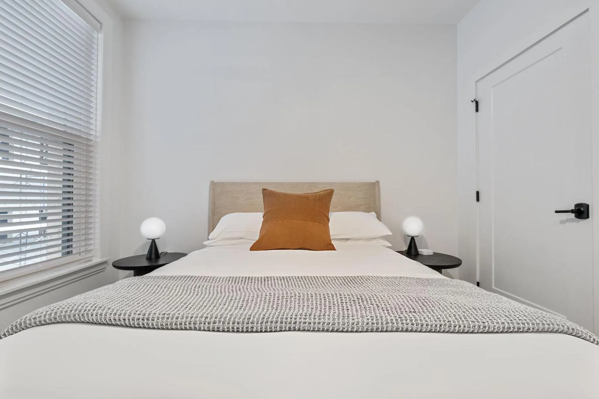 Bed in The Continental, powered by Placemakr - Downtown - Market Square