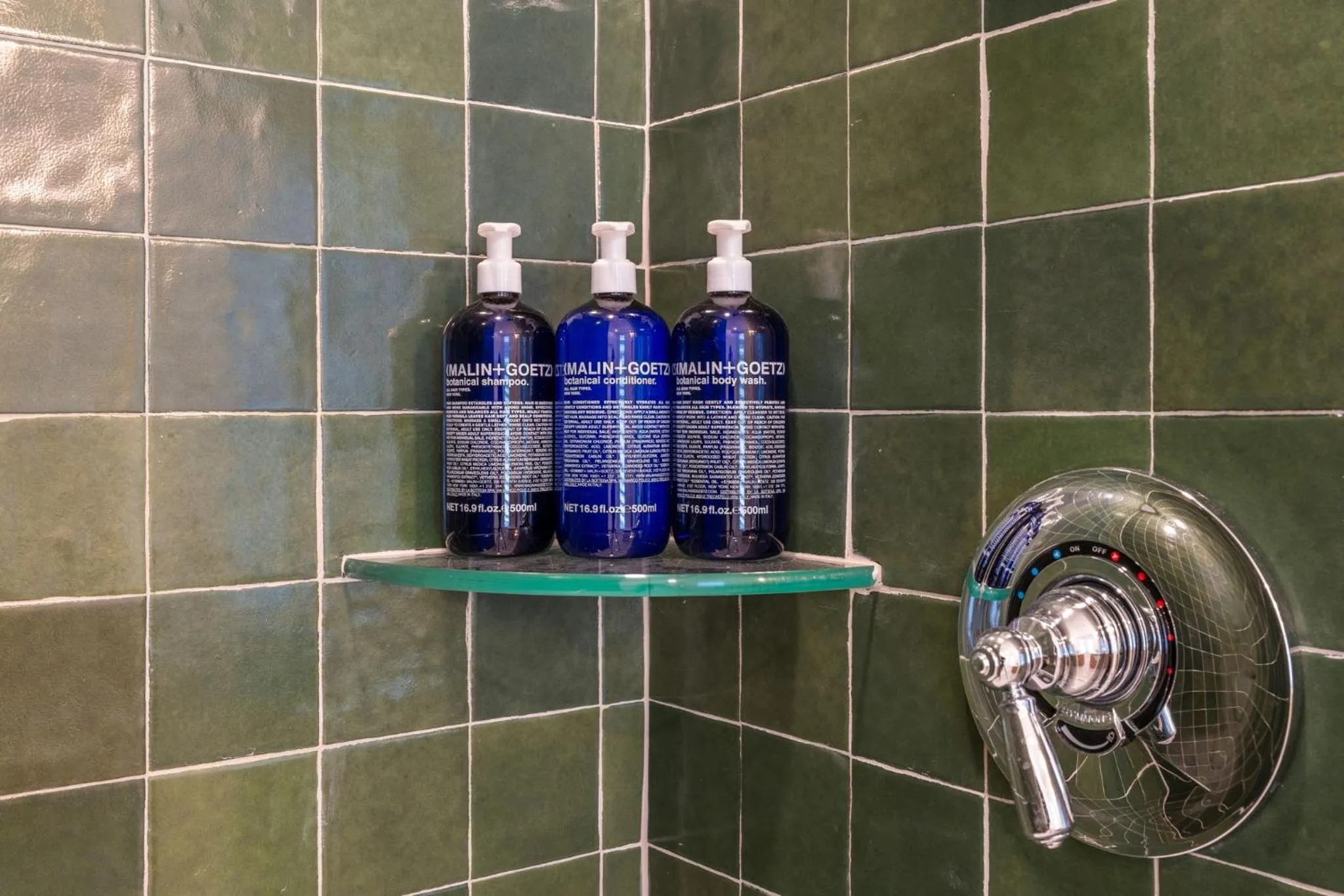 Bathroom in The Continental, powered by Placemakr - Downtown - Market Square