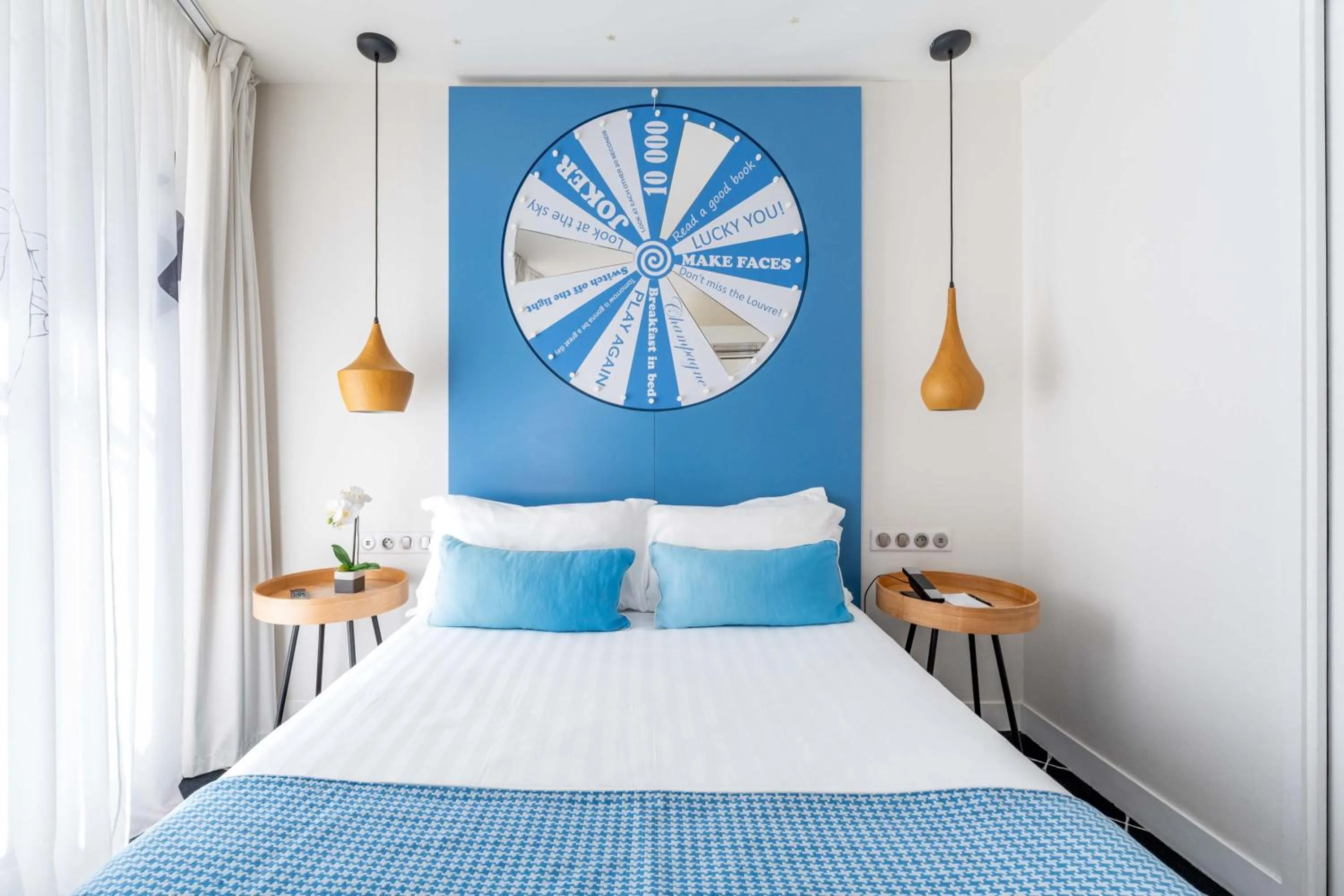 Bed in Hotel Joke - Astotel