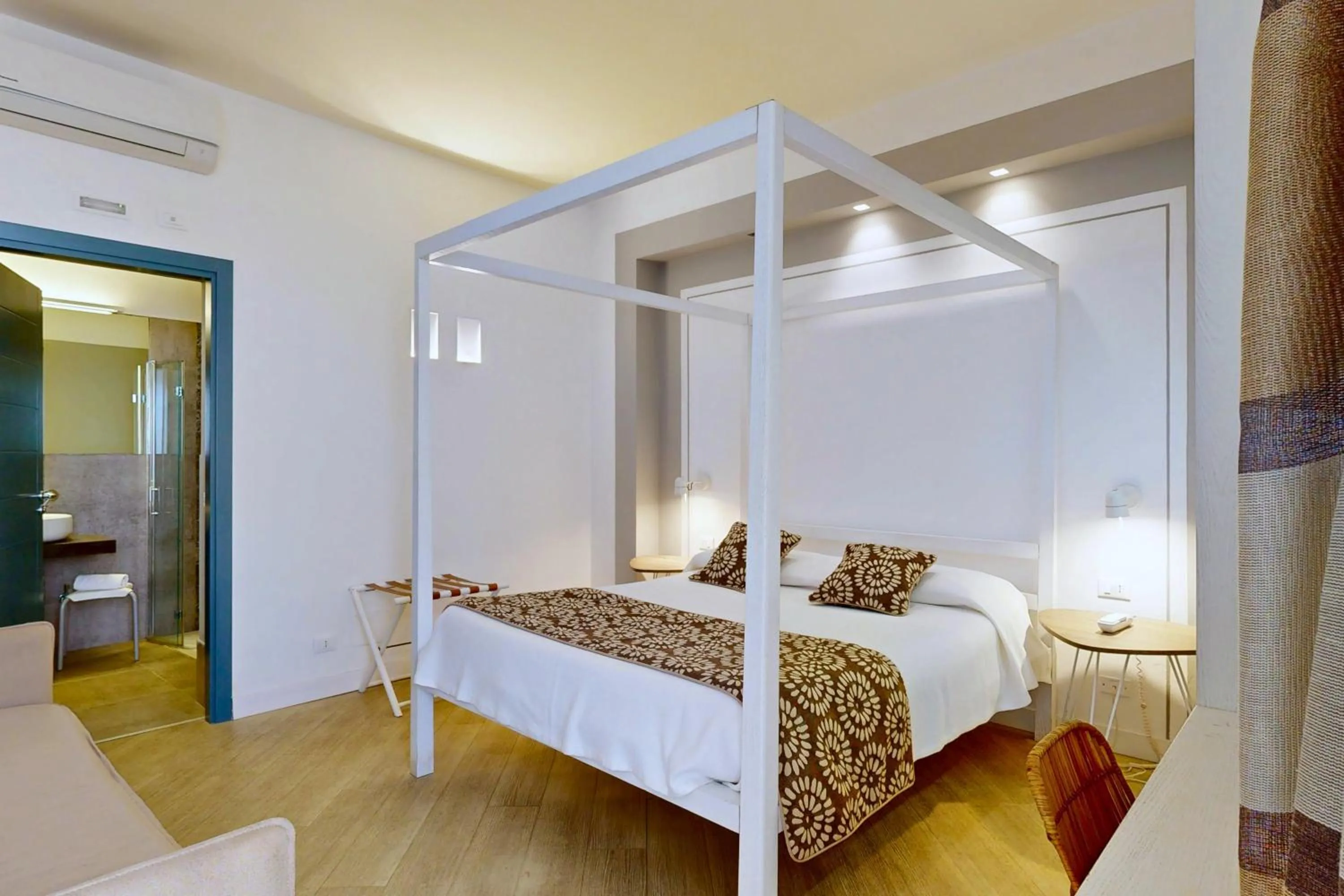 Photo of the whole room, Bed in Aegusa Hotel